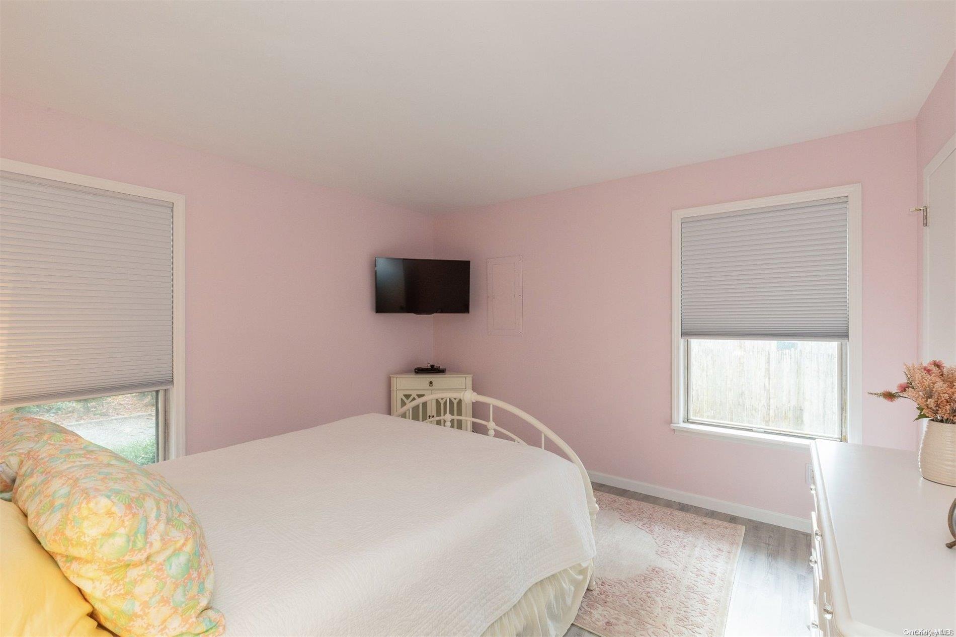 #12 photo, 37 Halsey, サフォーク郡 Remsenburg , NY 11960