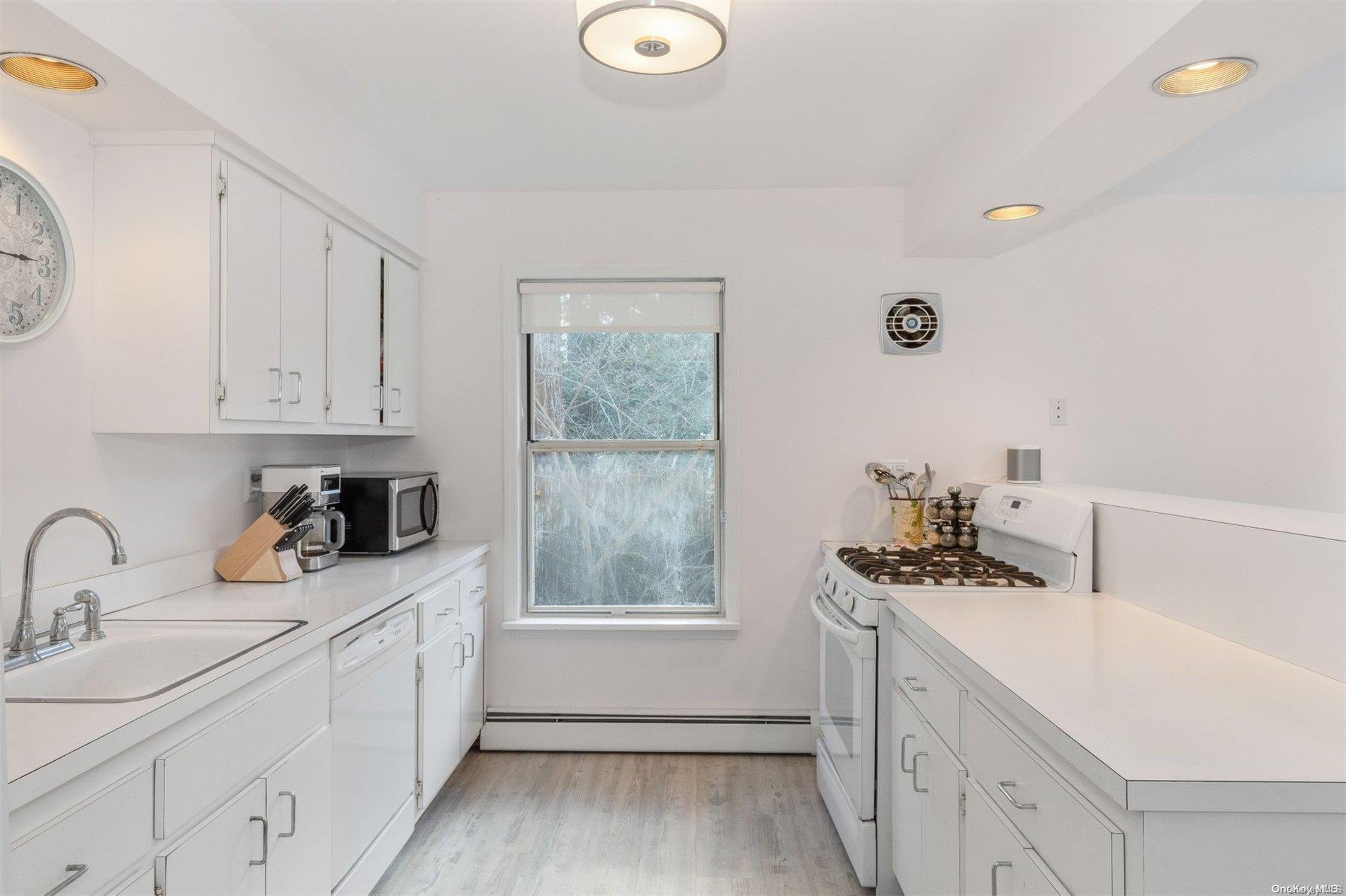 #8 photo, 37 Halsey, サフォーク郡 Remsenburg , NY 11960