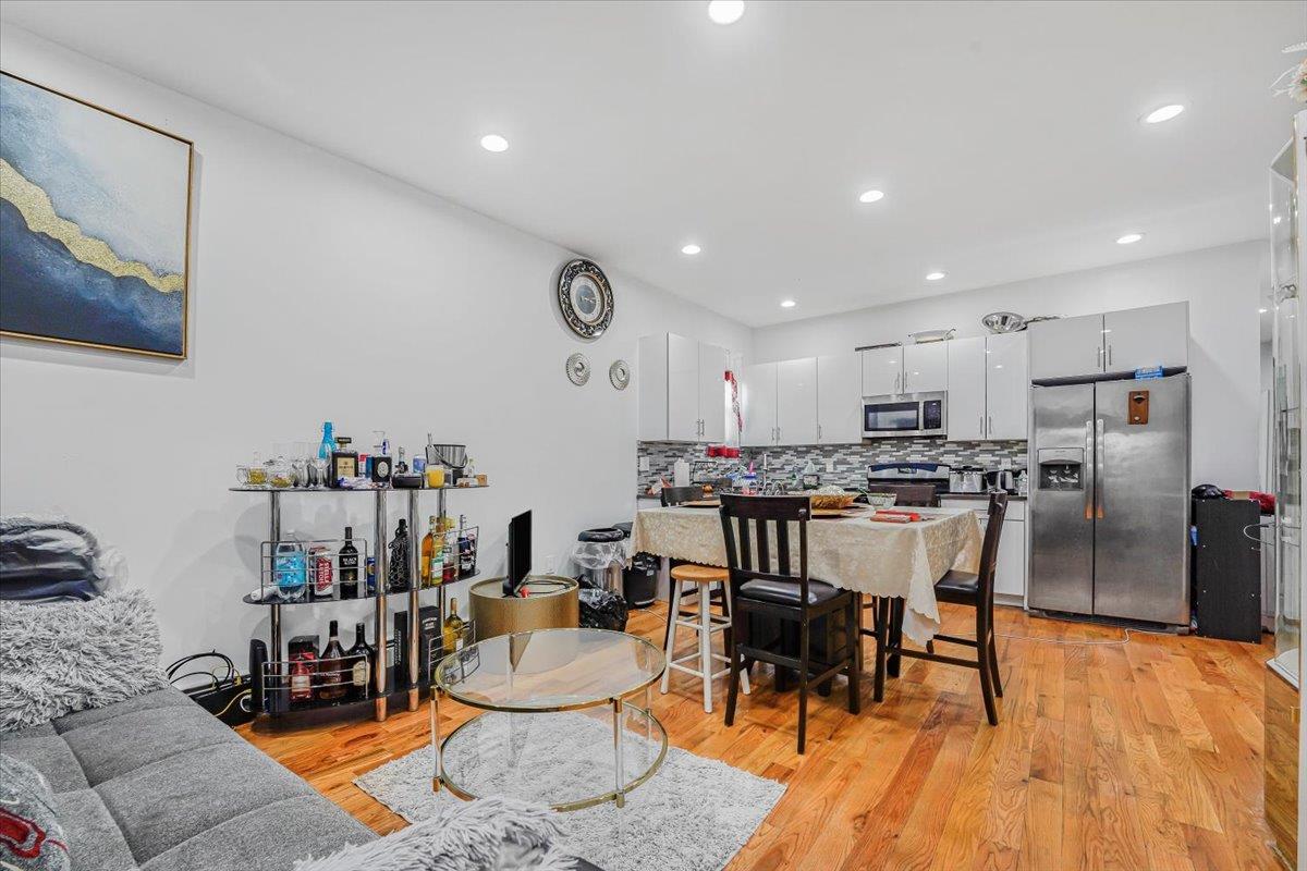 #15 photo, 17710 130th Avenue, קווינס Jamaica , NY 11434