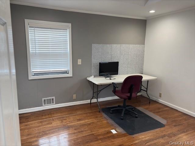 #10 photo, 410 Broadway, Port Jefferson Station , NY 11776