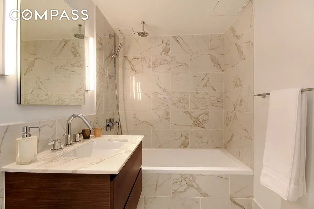 #8 photo, 325 Lexington Avenue, マンハッタン Murray Hill , NY 10016