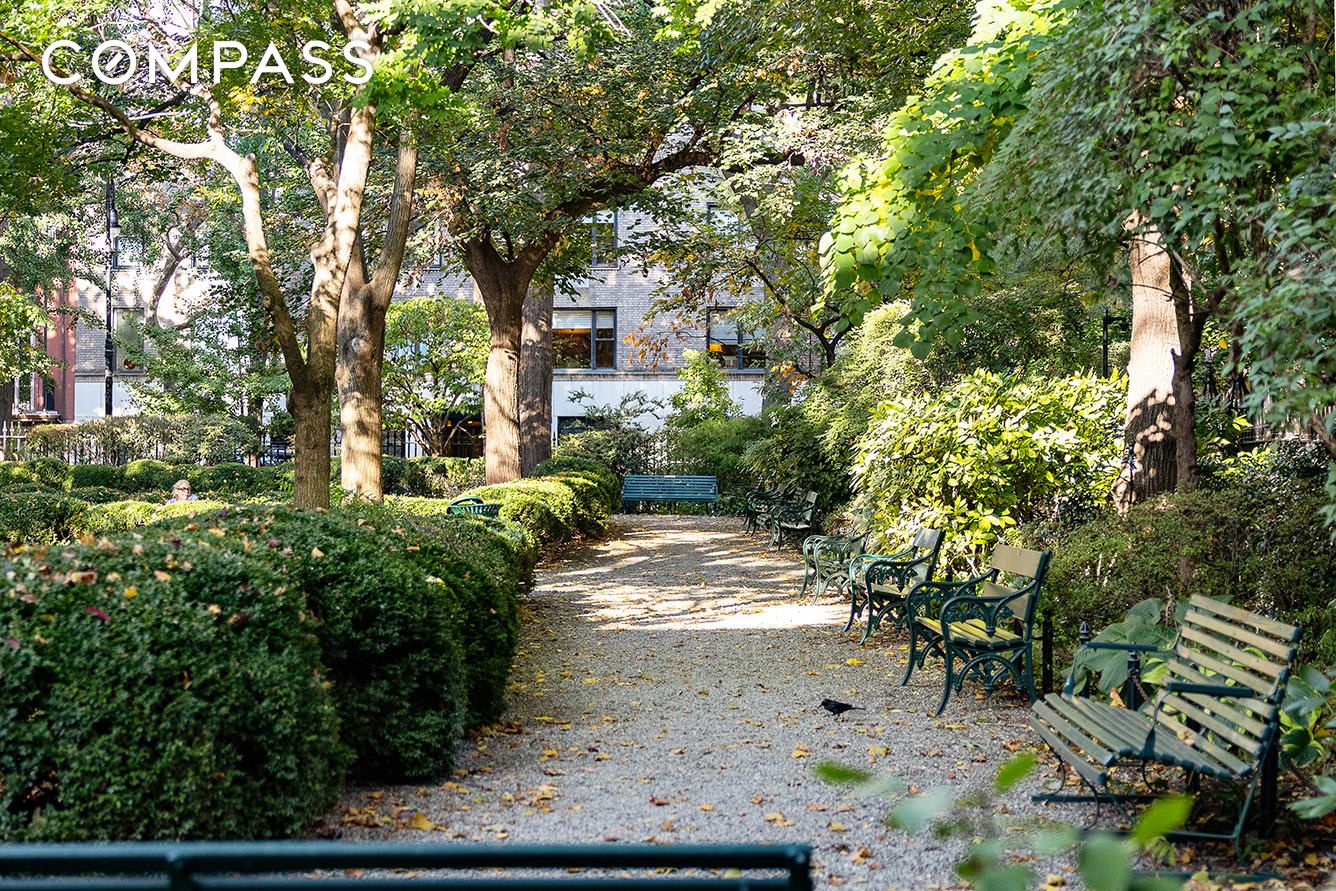 #10 photo, 39 Gramercy Park N, マンハッタン Gramercy , NY 10010