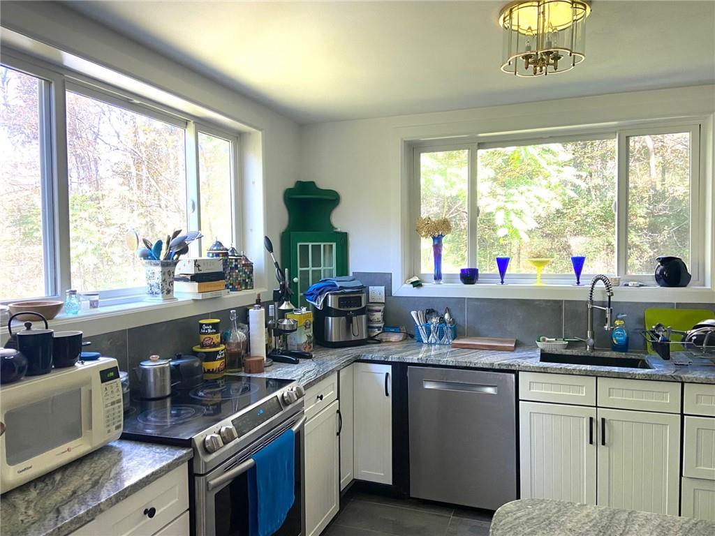 #9 photo, 46 Patricia Lane, Clinton Corners , NY 12514