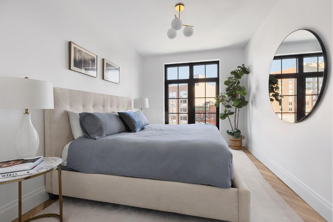 #8 photo, 300 W 122ND Street, マンハッタン South Harlem , NY 10027