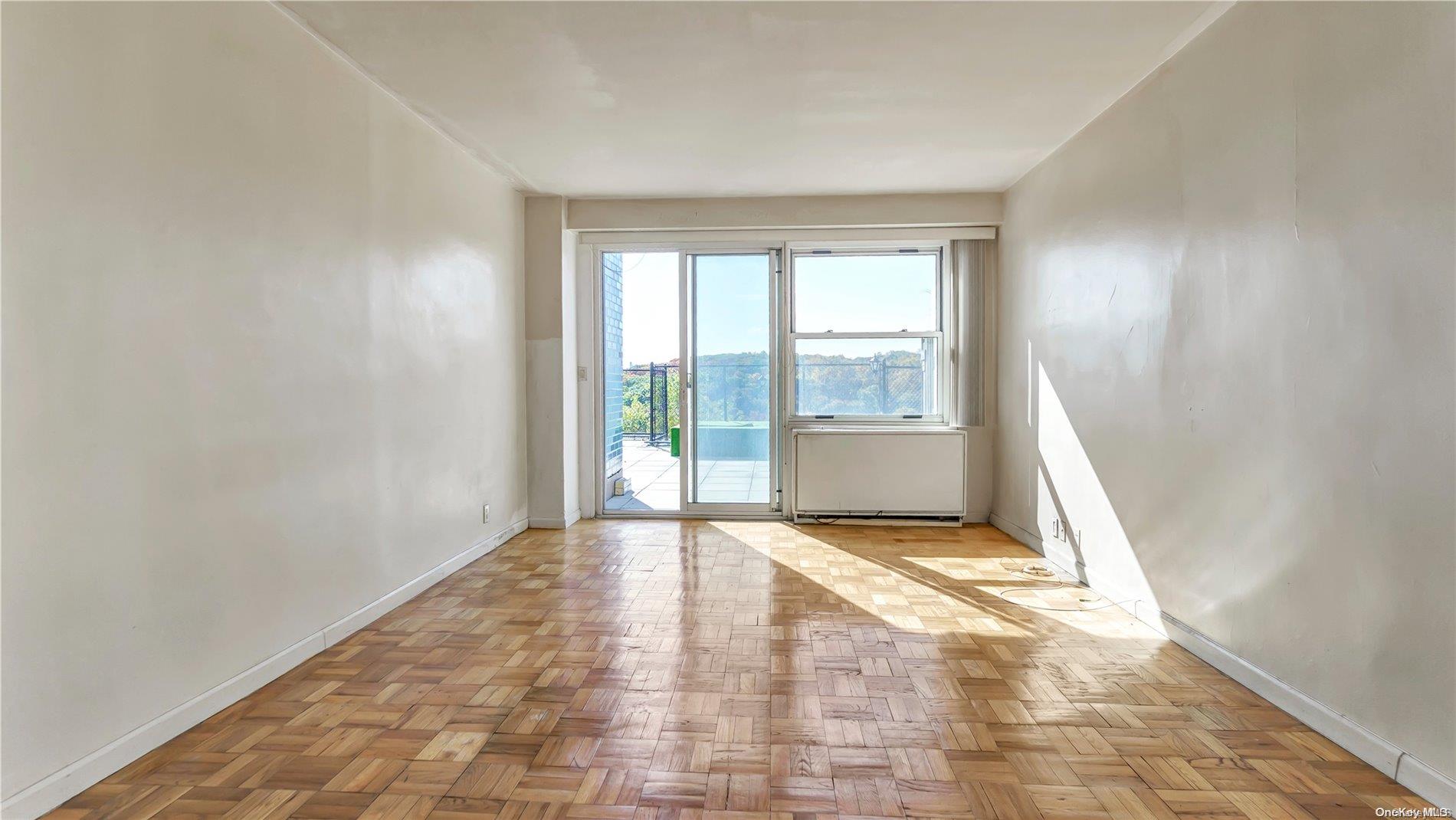 #3 photo, 2400 Johnson Avenue, ブロンクス区 Bronx , NY 10463