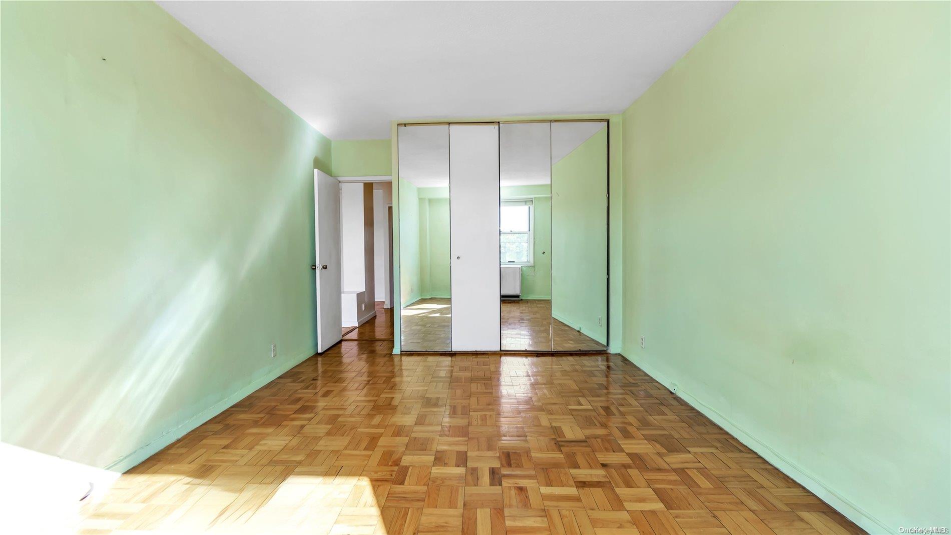 #9 photo, 2400 Johnson Avenue, ブロンクス区 Bronx , NY 10463