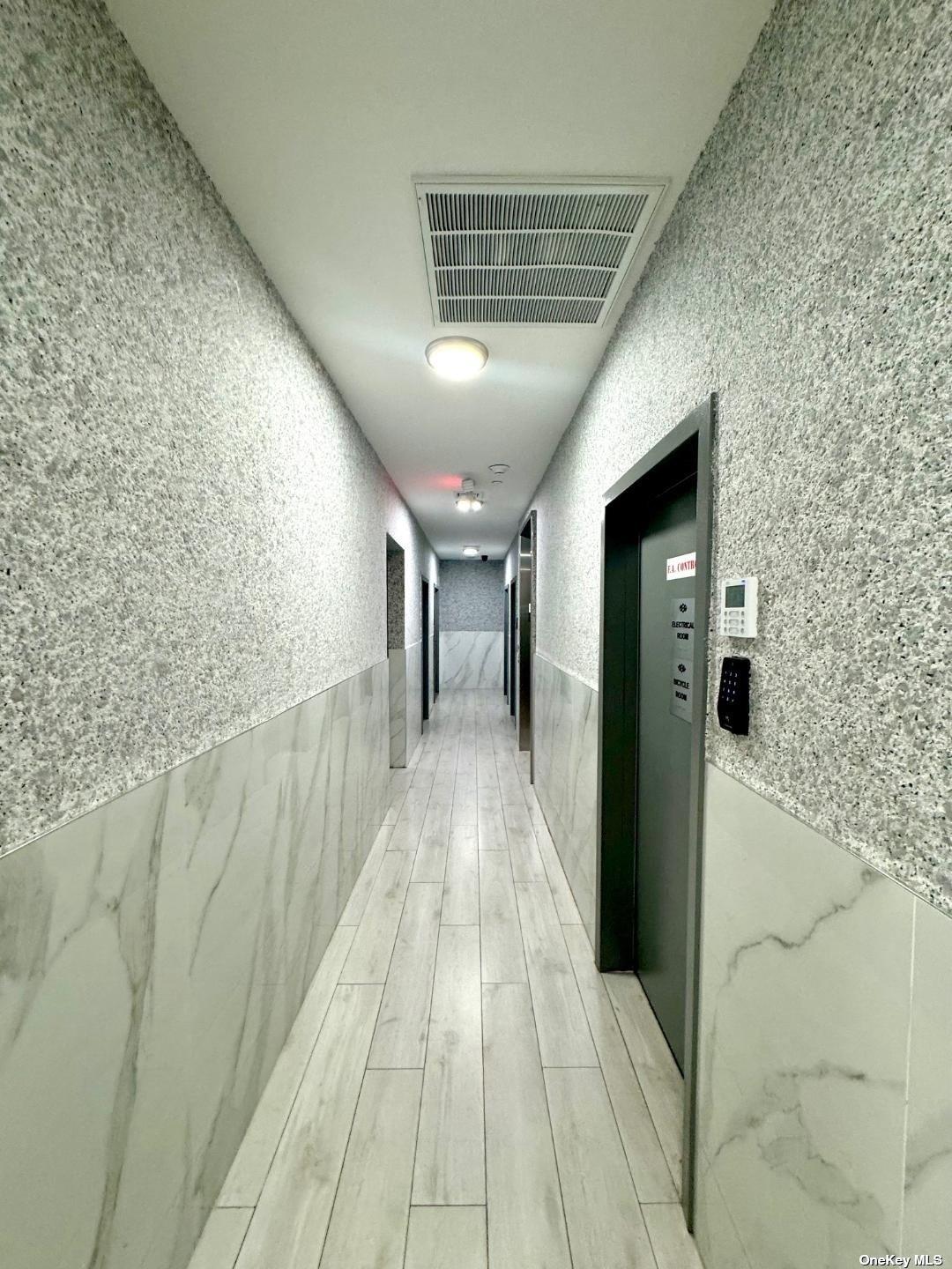 #10 photo, 571 Ocean Parkway, ブルックリン区 Brooklyn , NY 11218