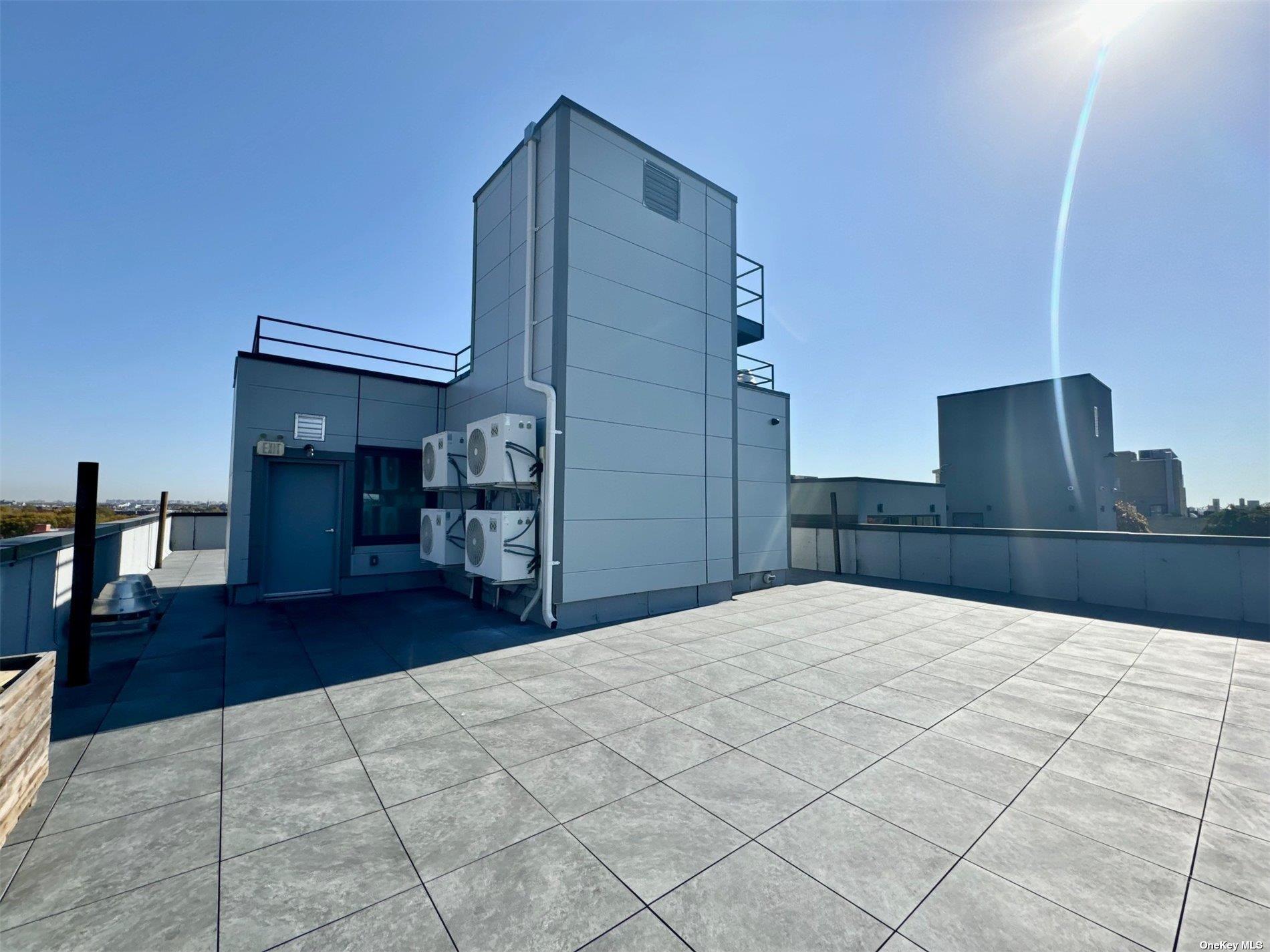 #13 photo, 571 Ocean Parkway, ブルックリン区 Brooklyn , NY 11218