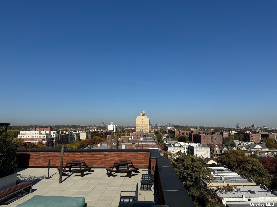 #8 photo, 571 Ocean Parkway, ブルックリン区 Brooklyn , NY 11218