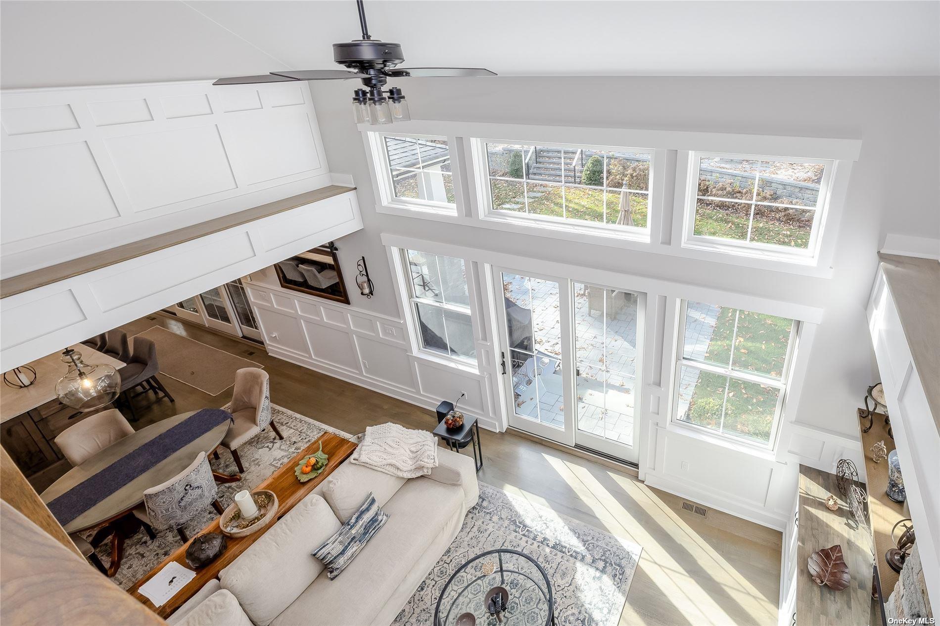 #20 photo, 4 Arbutus Path, サフォーク郡 Port Jefferson , NY 11777