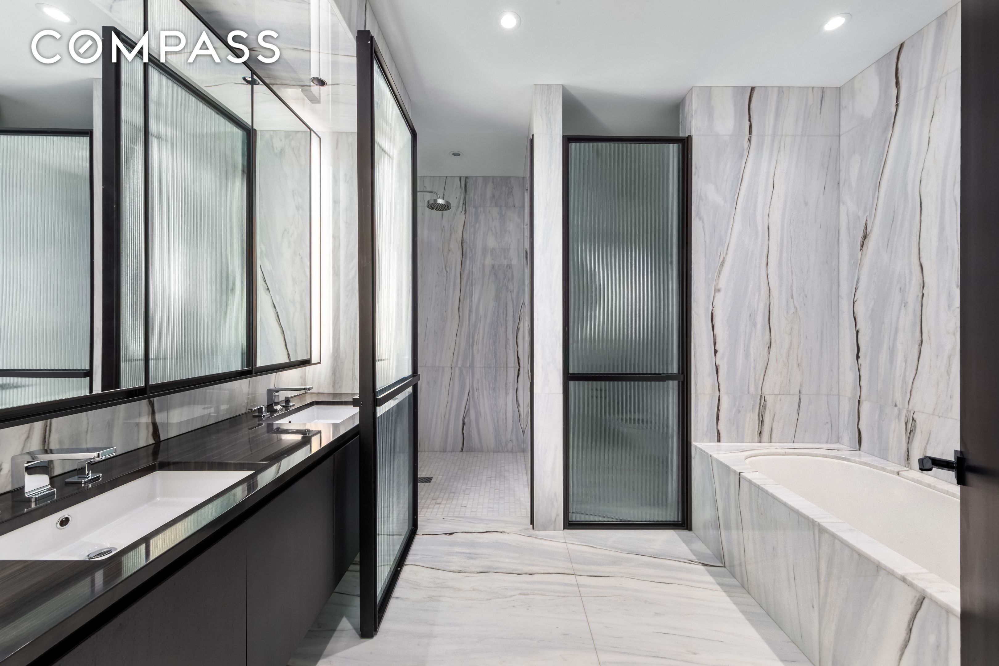 #11 photo, 157 W 57th Street, マンハッタン Midtown Central , NY 10019