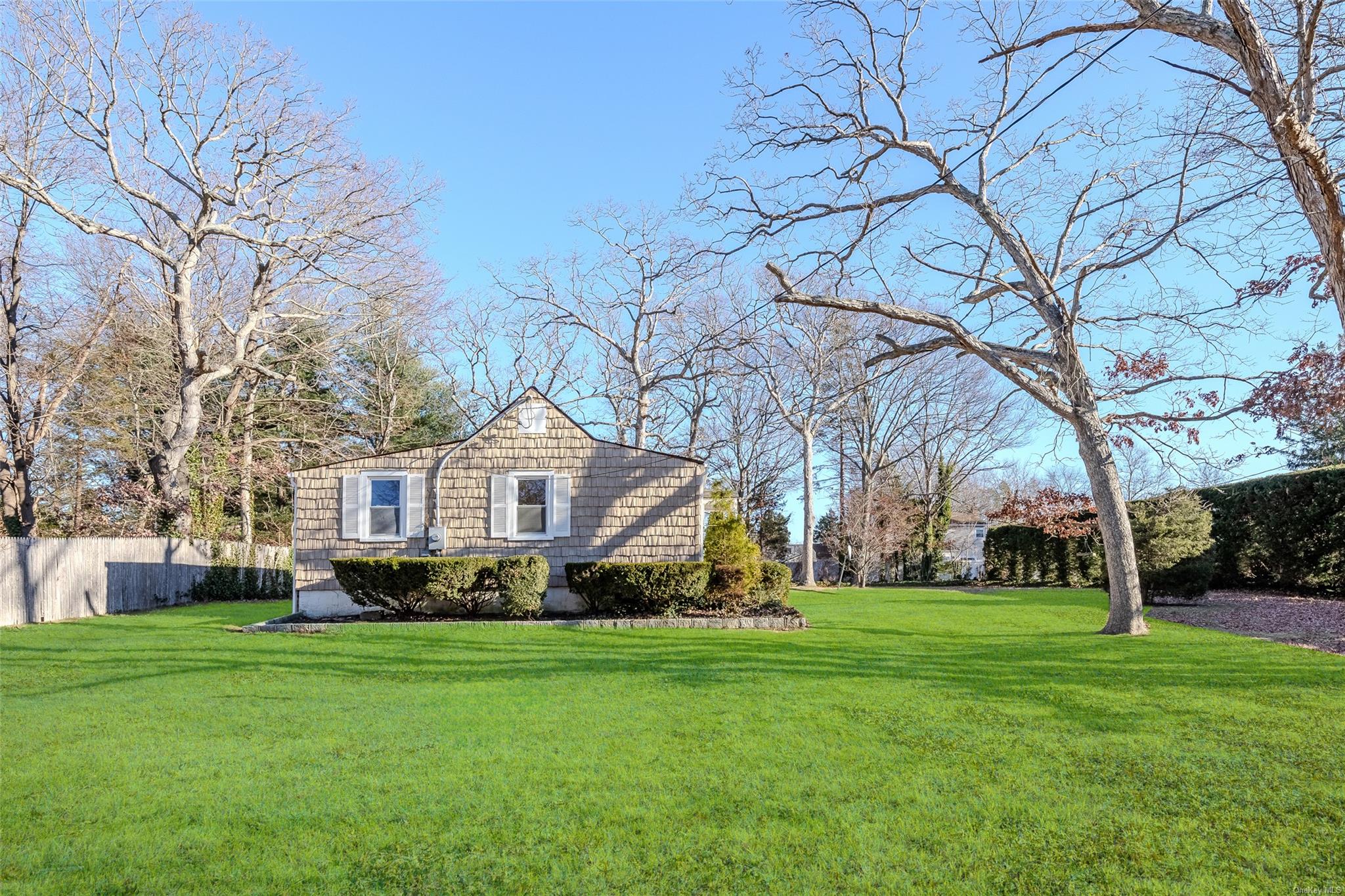 #13 photo, 35 Emerson Street, 东长岛 Dix小山 Dix Hills , NY 11746