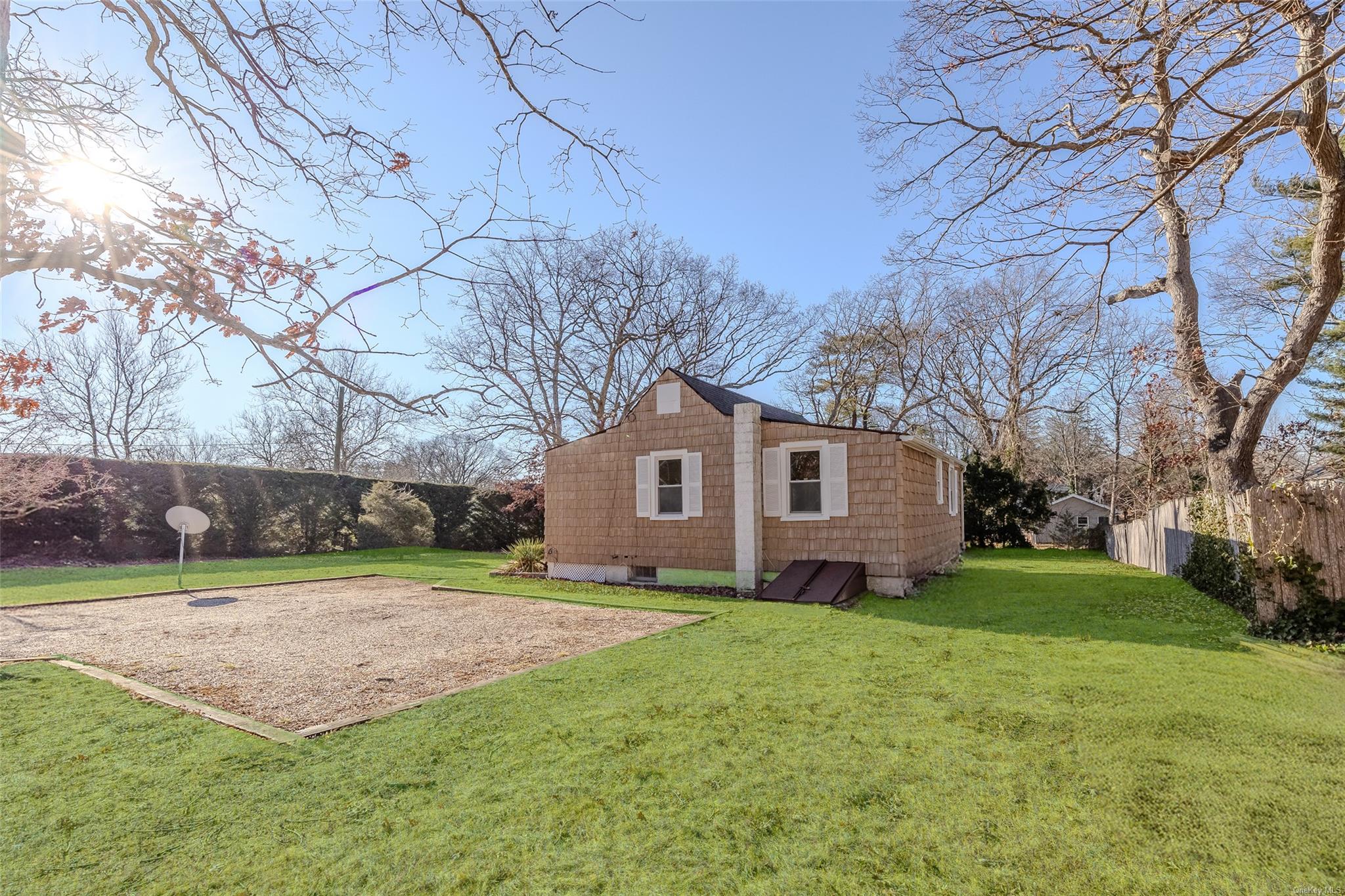 #15 photo, 35 Emerson Street, 东长岛 Dix小山 Dix Hills , NY 11746