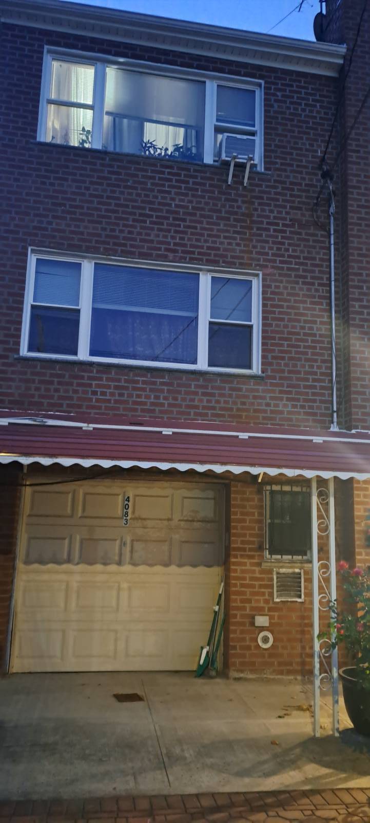 #4 photo, 4083 De Reimer Avenue, ブロンクス区 Edenwald , NY 10466