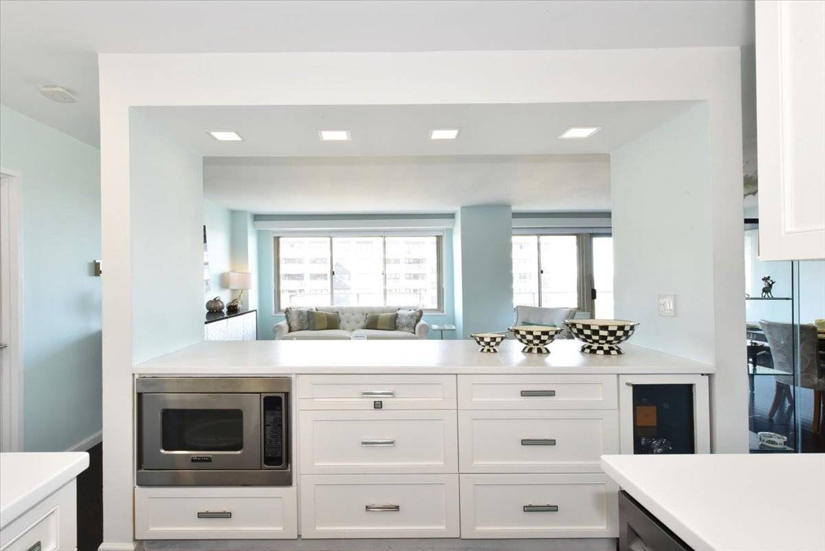 #11 photo, 18-15 215th street, #15H, Bayside , NY 11360