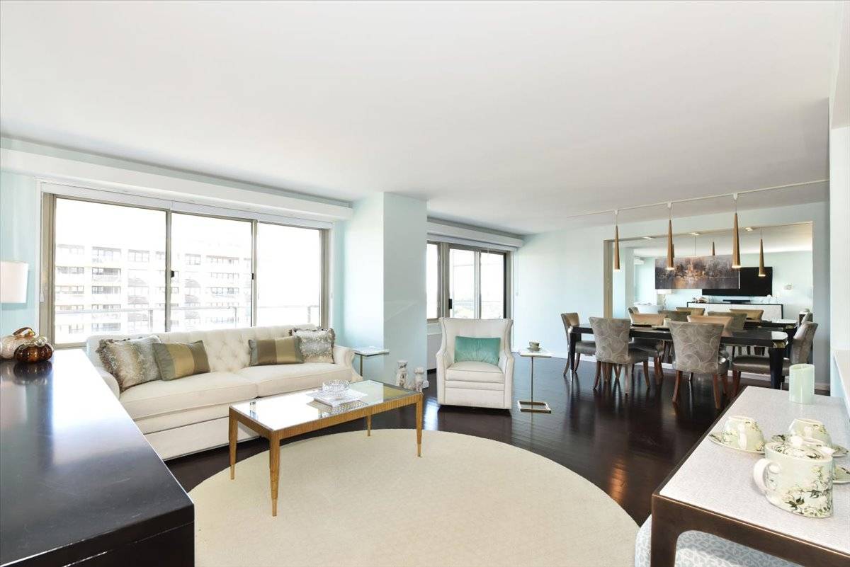 #4 photo, 18-15 215th street, #15H, Bayside , NY 11360