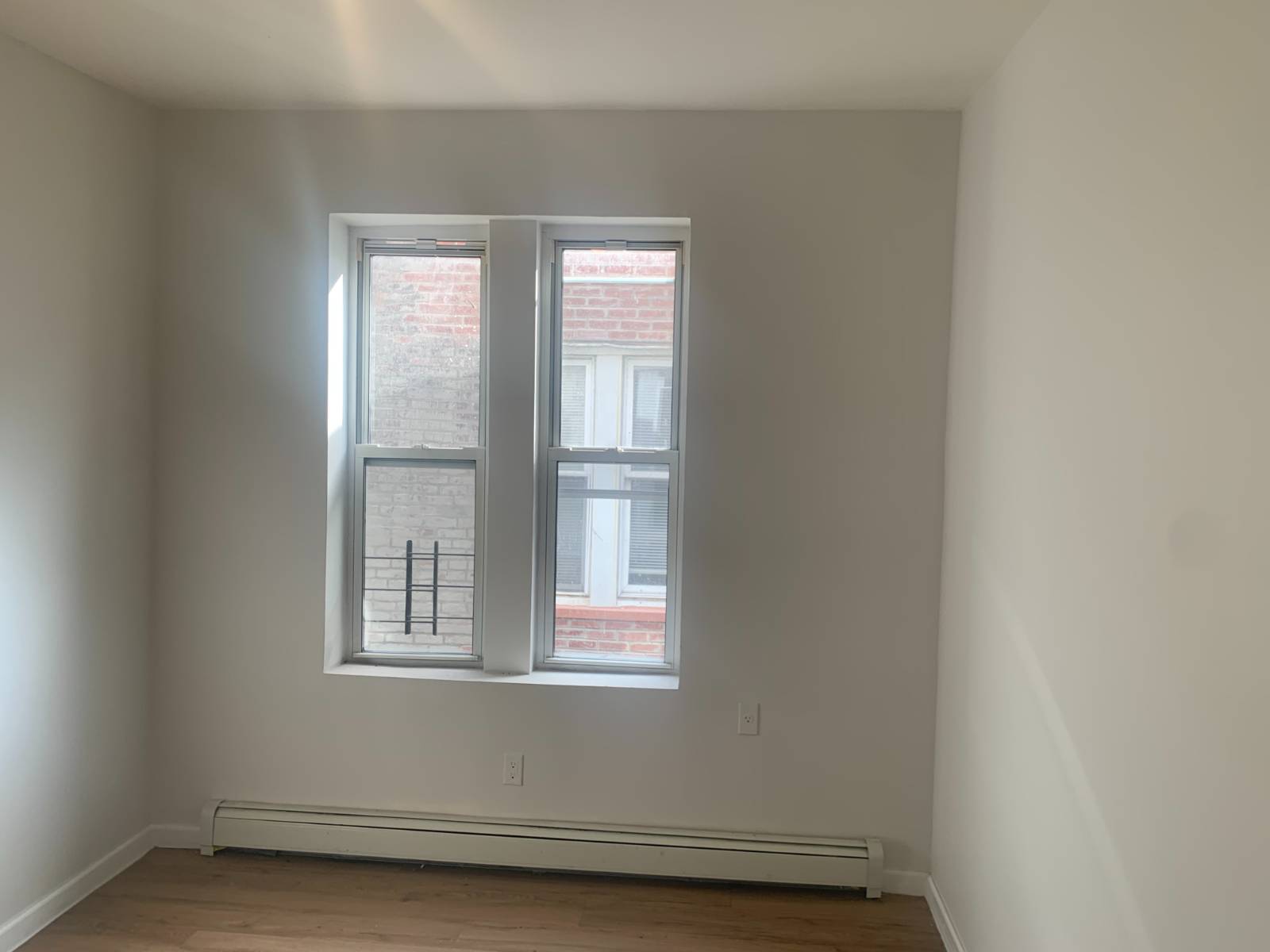 #18 photo, 576 Williams Ave, ブルックリン区 Brooklyn , NY 11207