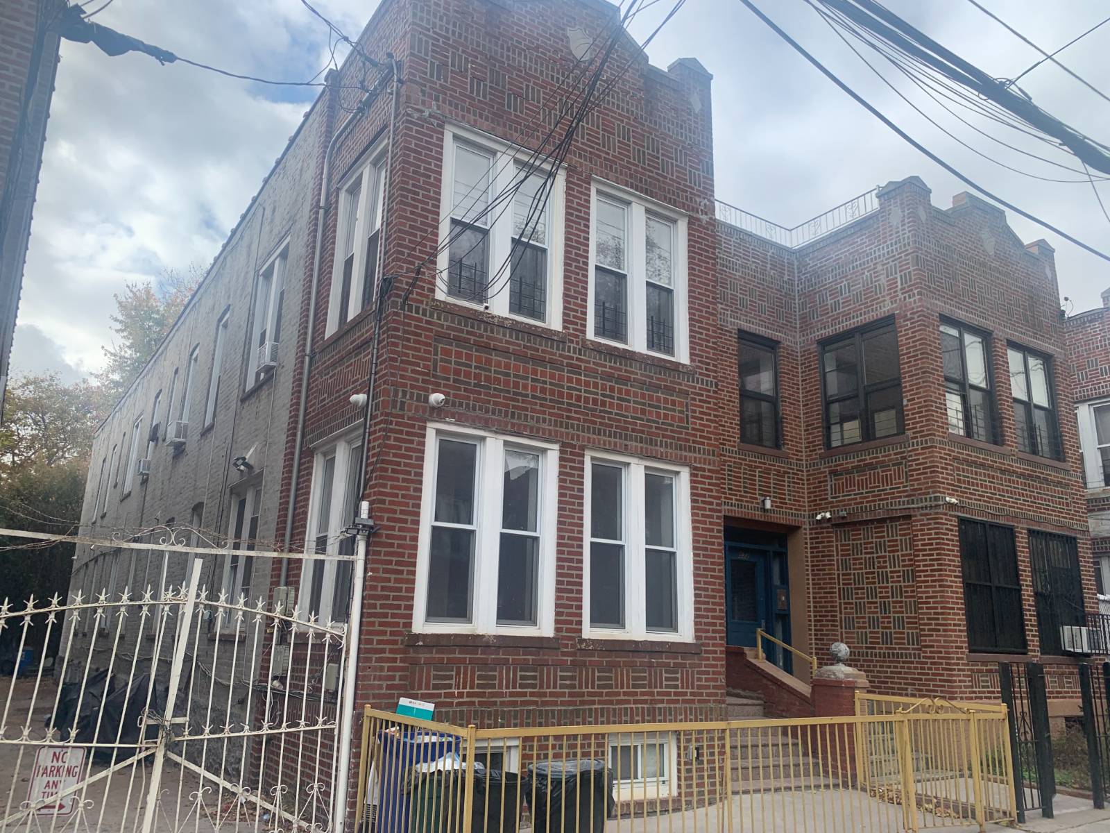 #6 photo, 576 Williams Ave, ブルックリン区 Brooklyn , NY 11207