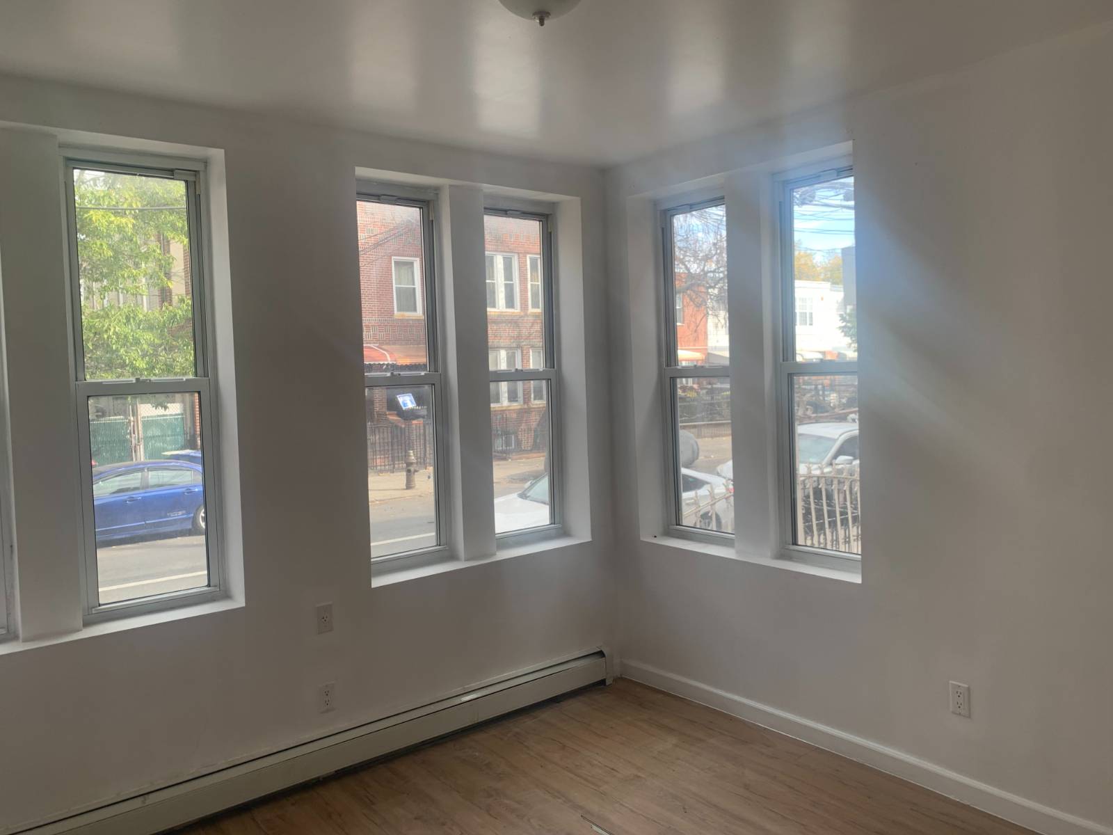 #9 photo, 576 Williams Ave, ブルックリン区 Brooklyn , NY 11207