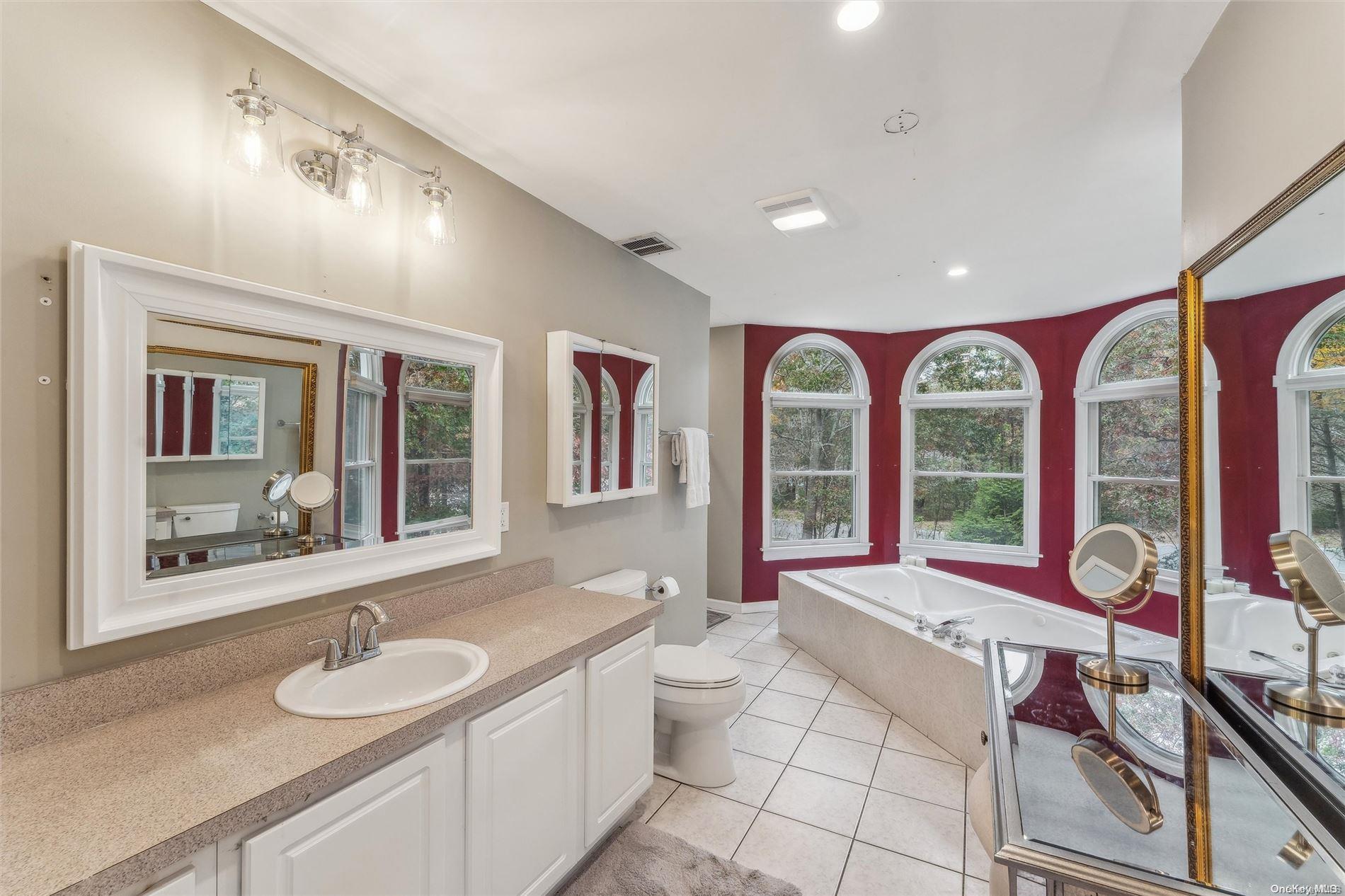 #12 photo, 1 Candace Drive, サフォーク郡 East Quogue , NY 11942