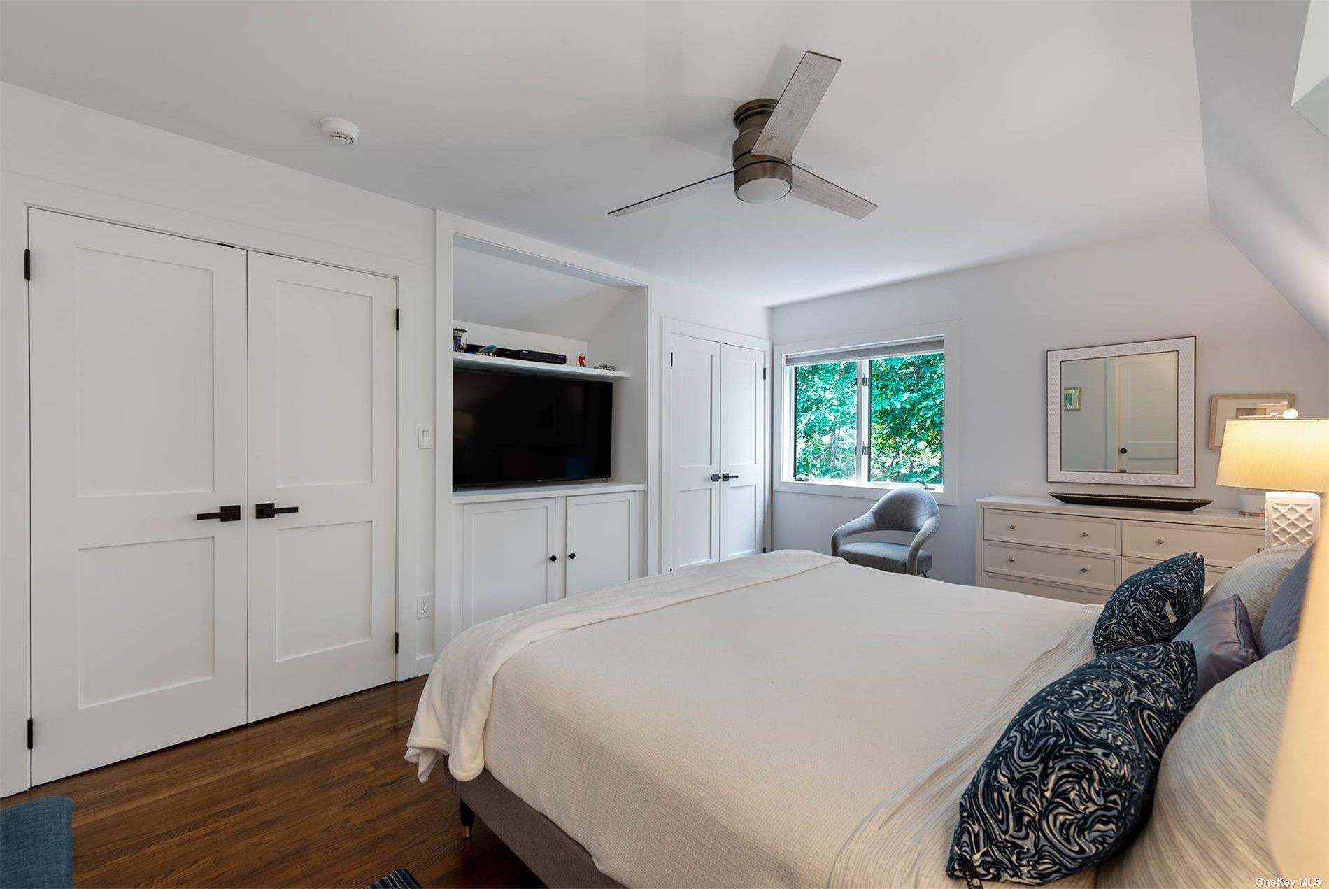 #13 photo, 643 Stephen Hands Path, サフォーク郡 East Hampton , NY 11937