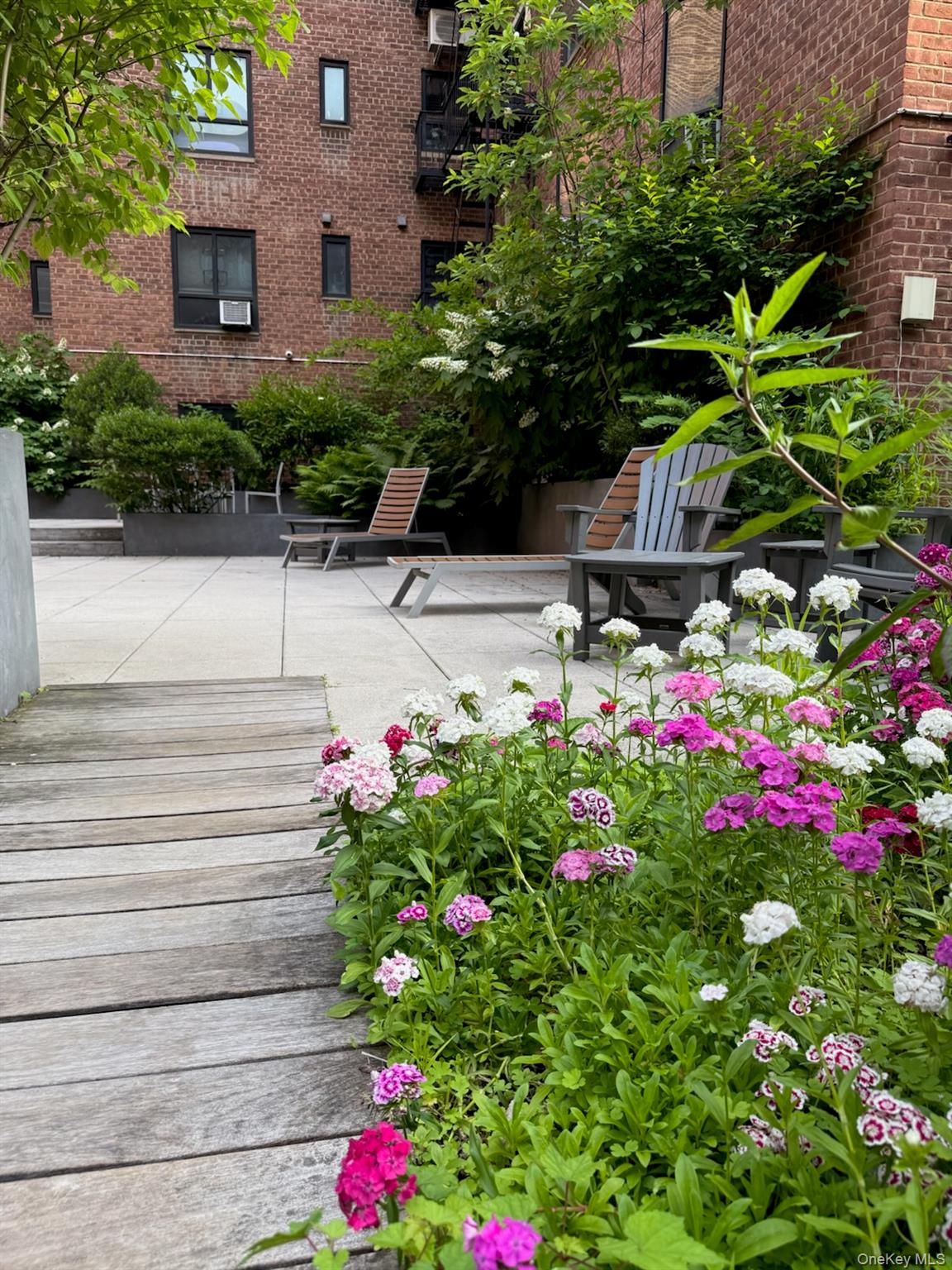 #2 photo, 31 Nagle Avenue, マンハッタン New York (Manhattan) , NY 10040