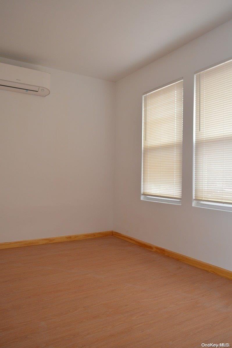 #8 photo, 50-56 47th Street, Woodside , NY 11377