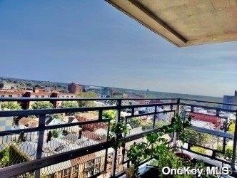 #2 photo, 89-00 170 Street, קווינס Jamaica , NY 11432