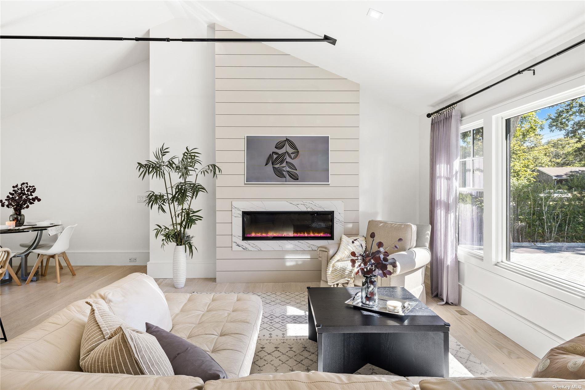 #2 photo, 69 School Street, サフォーク郡 Hampton Bays , NY 11946