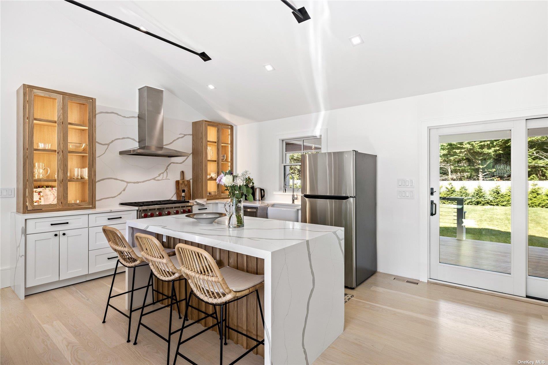 #6 photo, 69 School Street, サフォーク郡 Hampton Bays , NY 11946