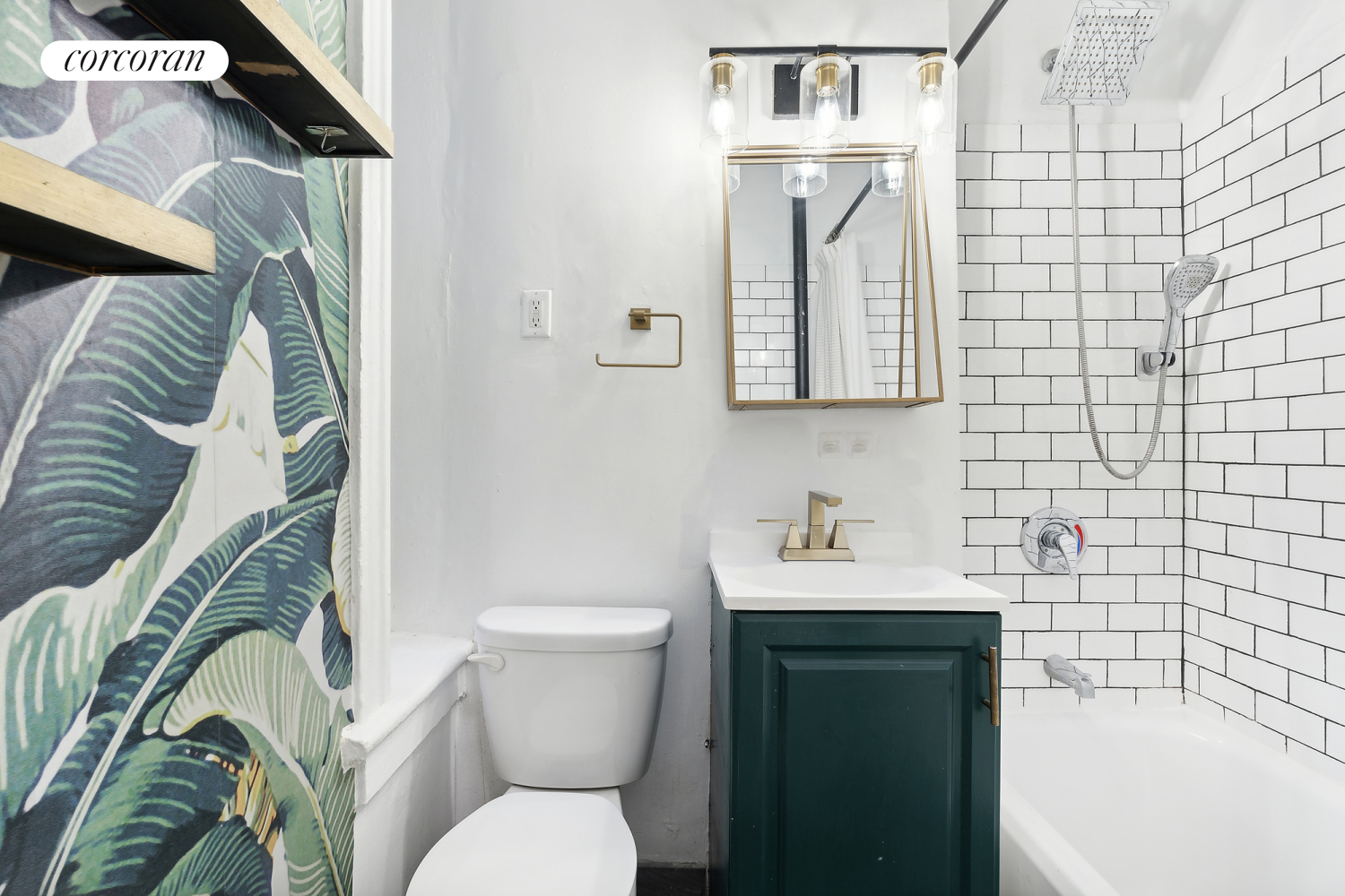 #6 photo, 857 9TH Avenue, マンハッタン Hells Kitchen , NY 10019