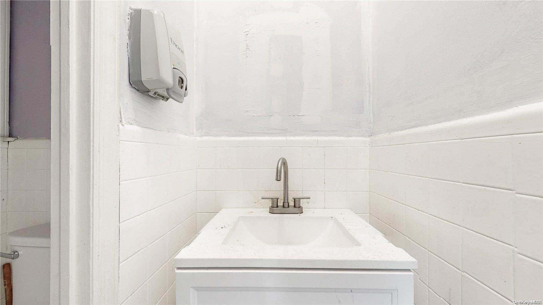 #12 photo, 85 Ocean Avenue, ナッソー郡 Valley Stream , NY 11580