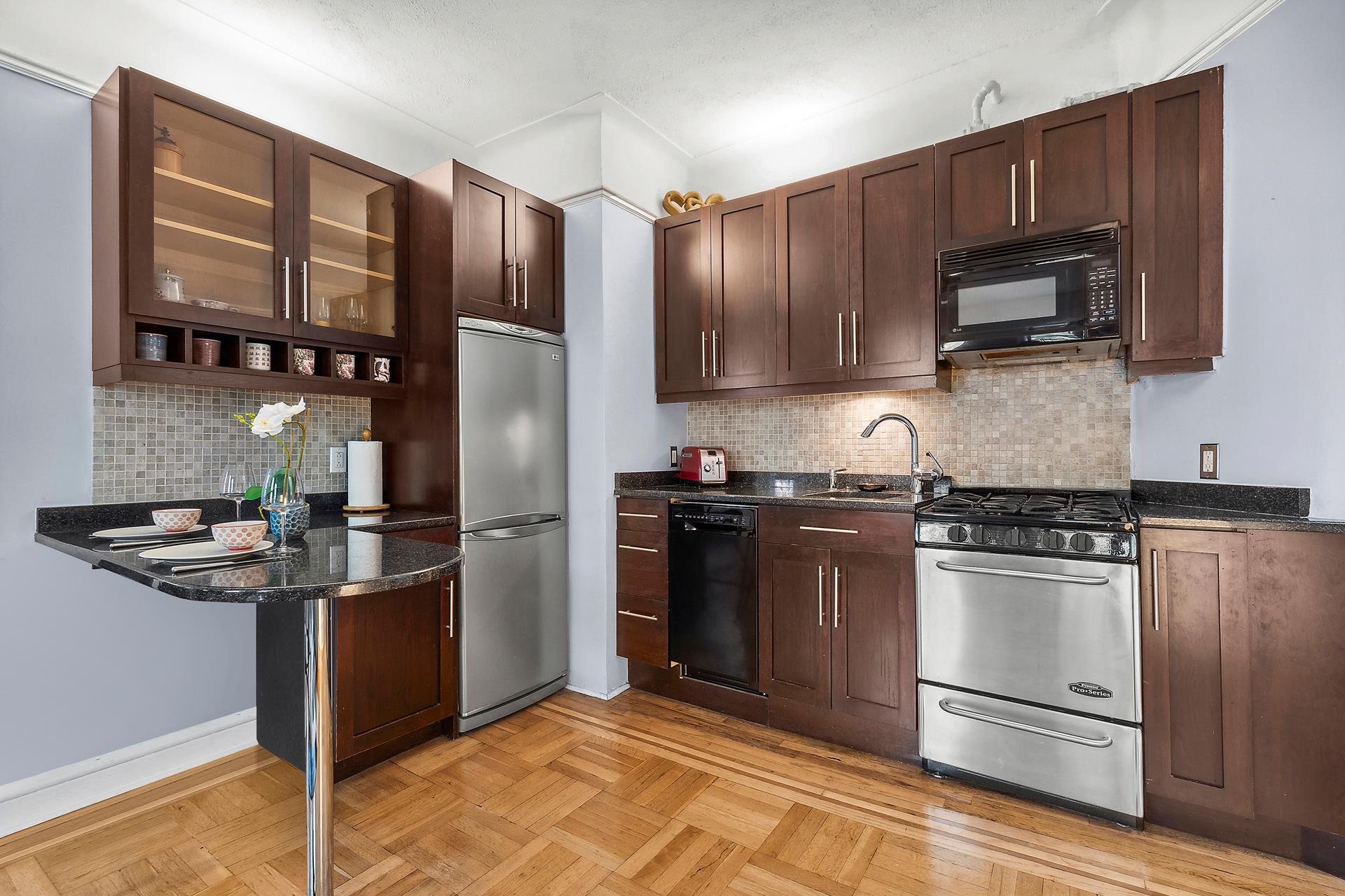 #4 photo, 1 MINETTA Street, マンハッタン Greenwich Village , NY 10012