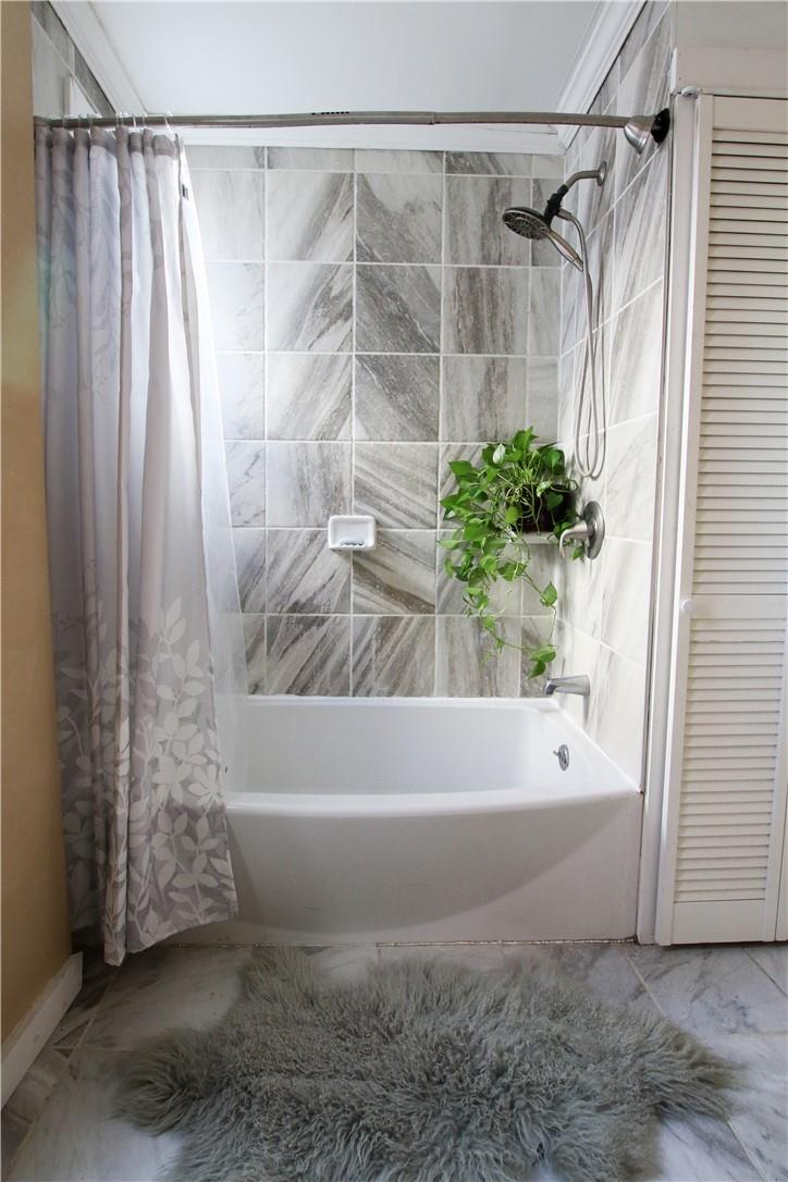 #10 photo, 604 Columbia Street, Hudson , NY 12534