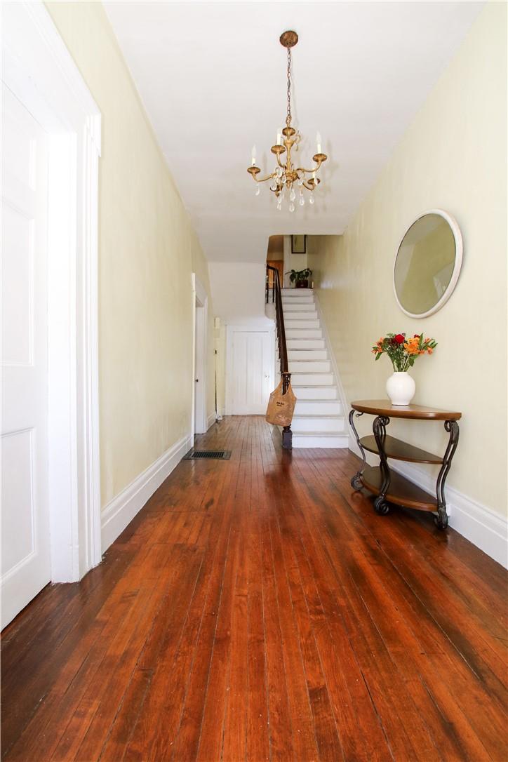 #4 photo, 604 Columbia Street, Hudson , NY 12534