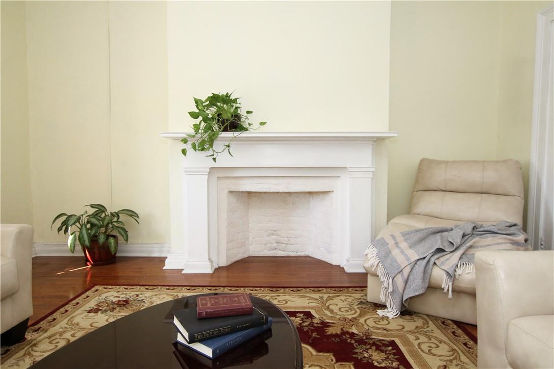 #8 photo, 604 Columbia Street, Hudson , NY 12534