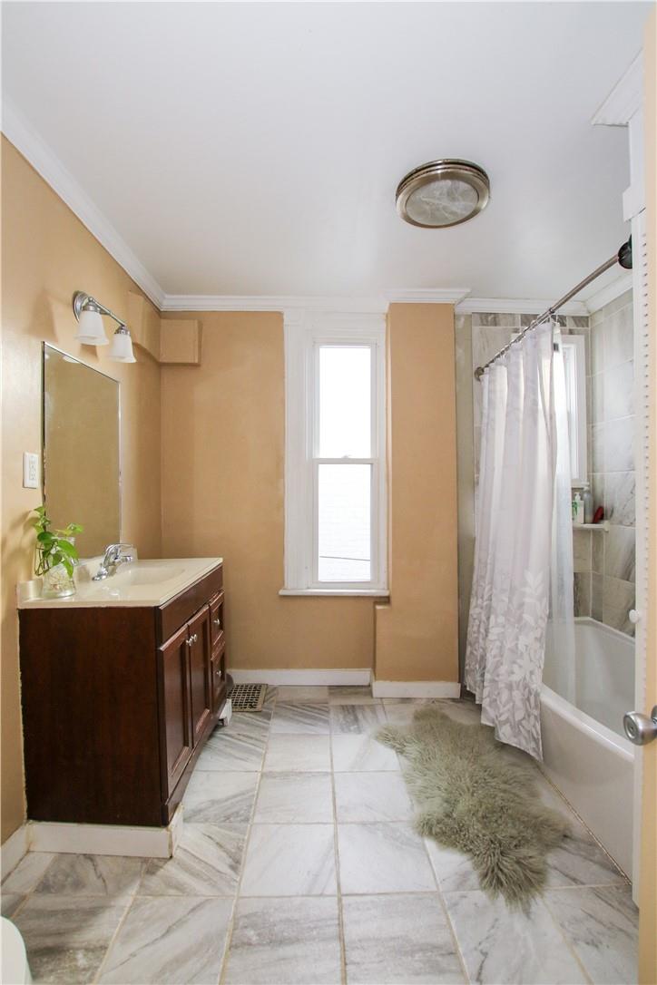 #9 photo, 604 Columbia Street, Hudson , NY 12534