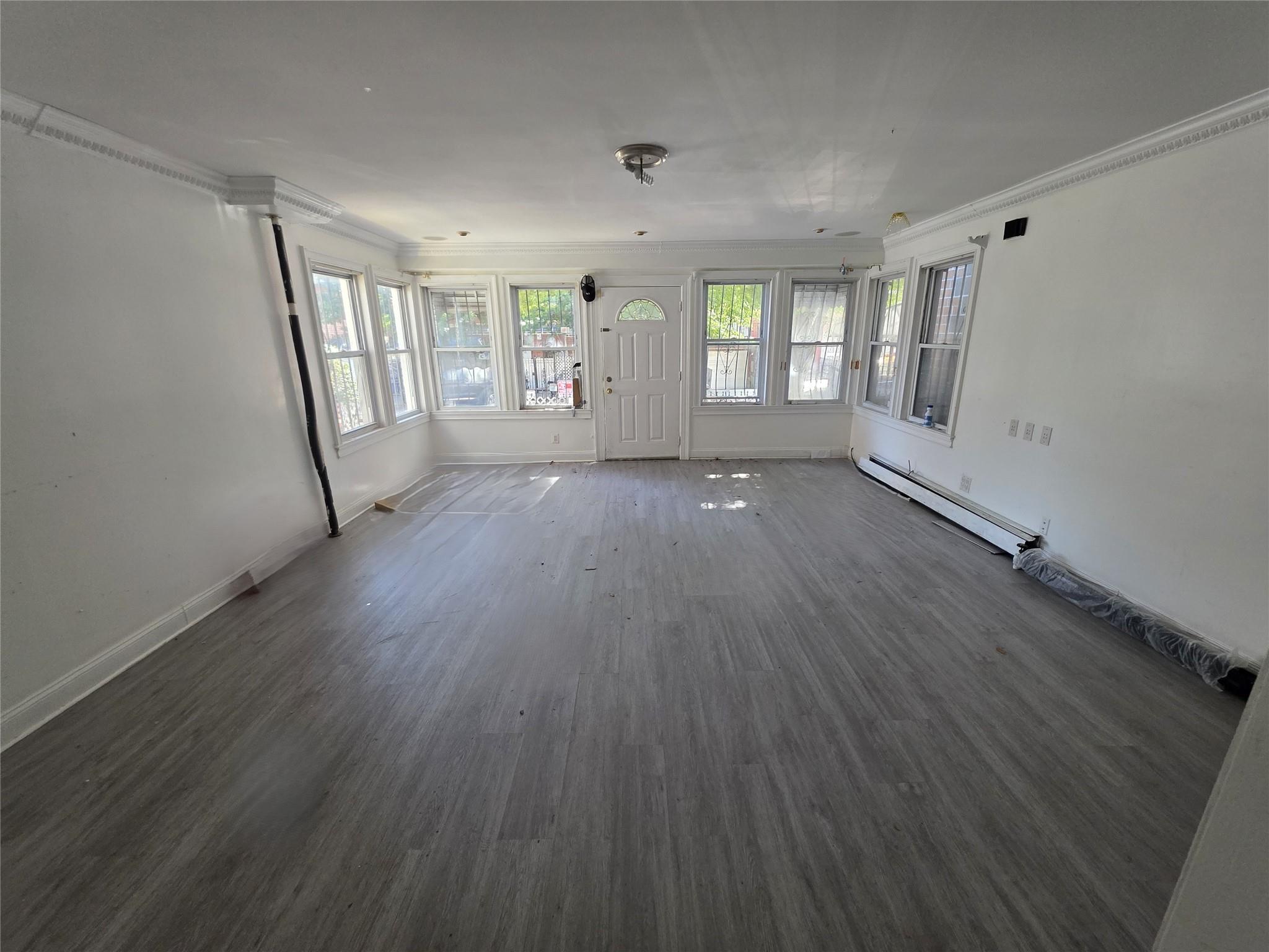 #2 photo, 100-15 40th Road, クイーンズ区 Corona , NY 11368