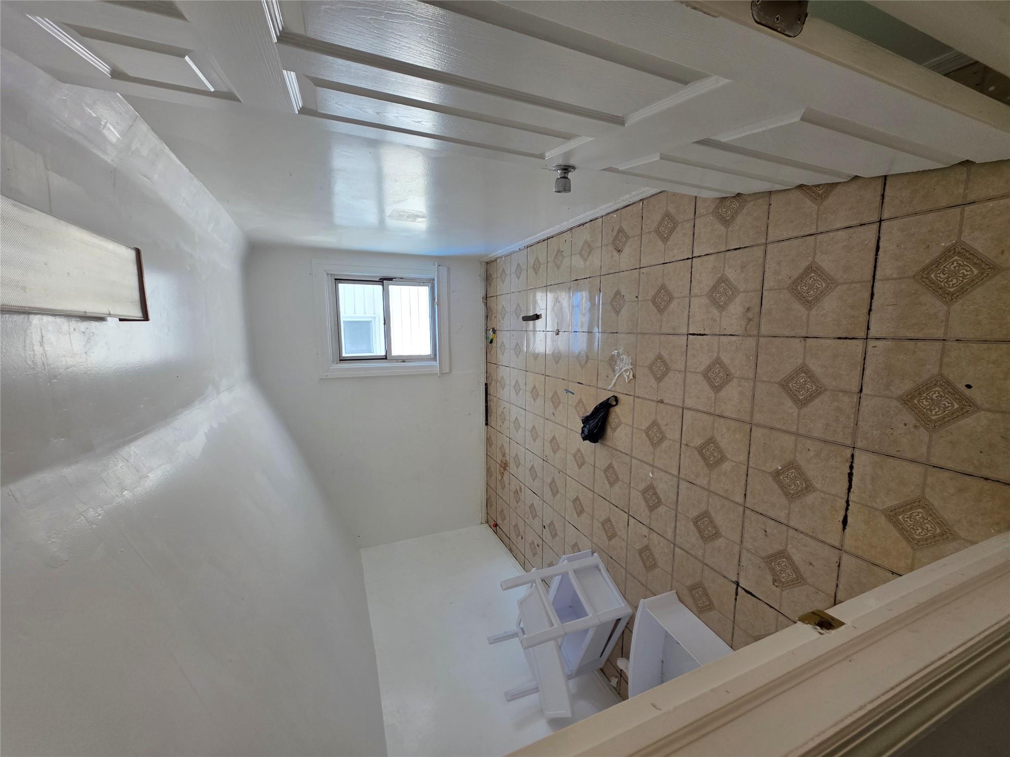 #7 photo, 100-15 40th Road, クイーンズ区 Corona , NY 11368