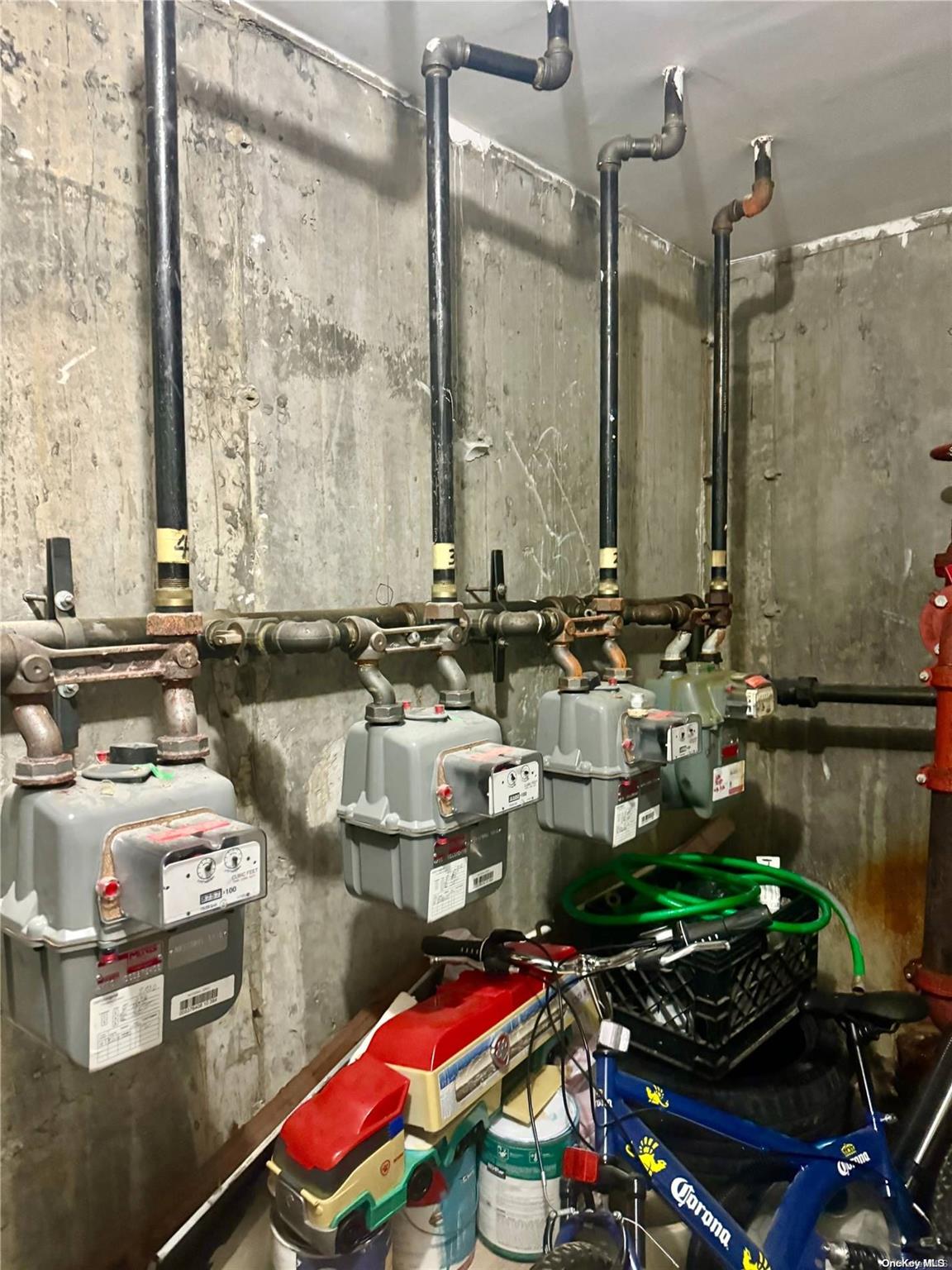 #15 photo, 33-53 Junction Boulevard, クイーンズ区 Jackson Heights , NY 11372