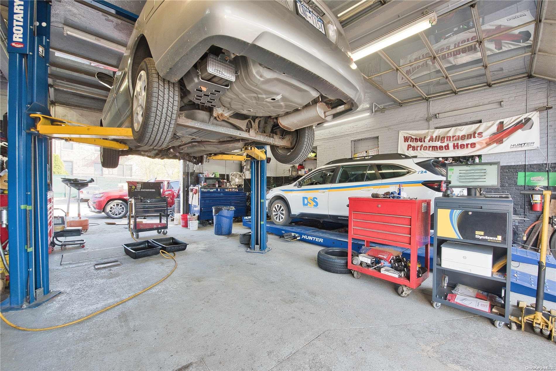 #16 photo, 540 Plandome Road, ナッソー郡 Manhasset , NY 11030