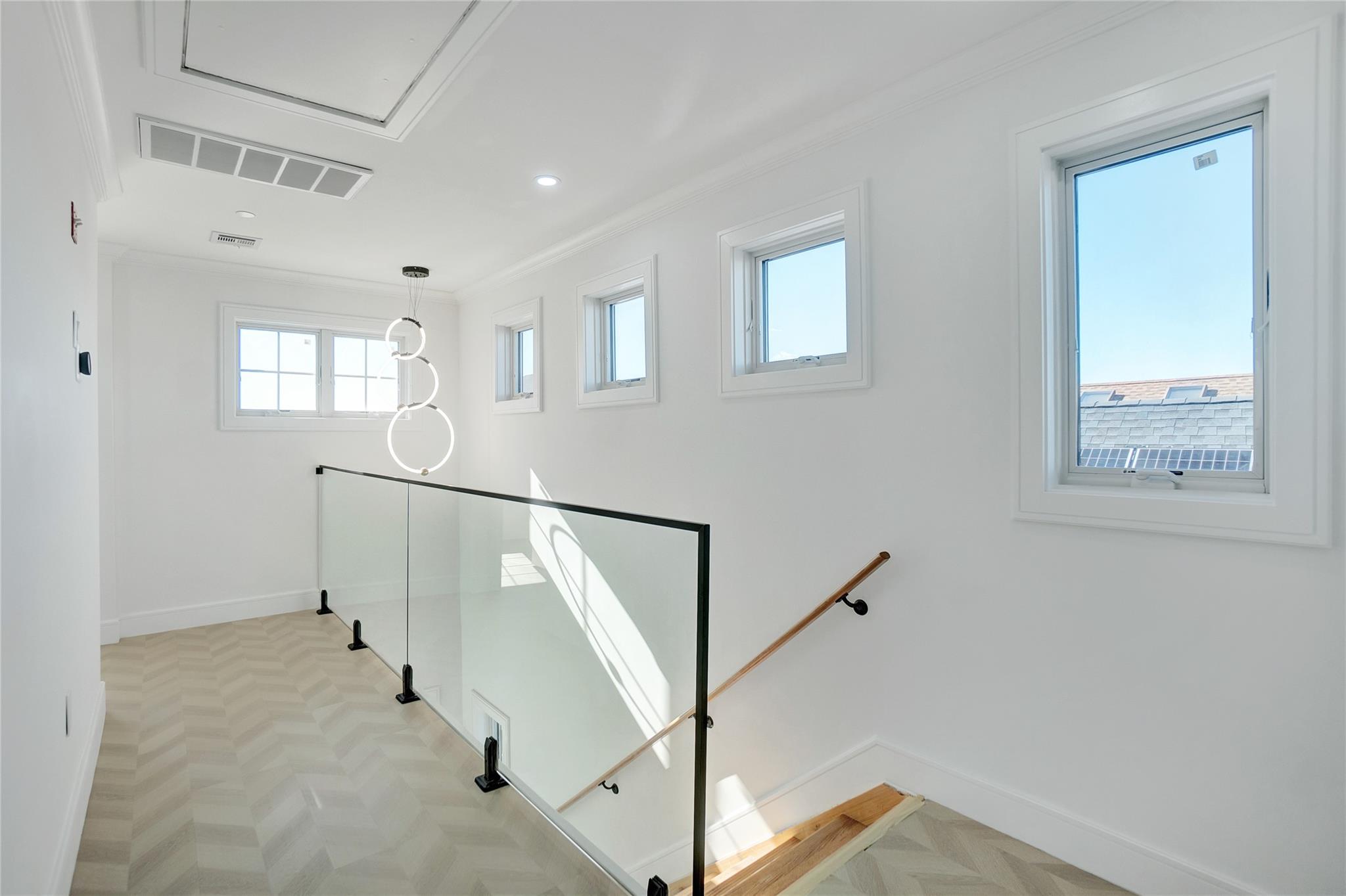 #13 photo, 14 James Street, East Rockaway , NY 11518