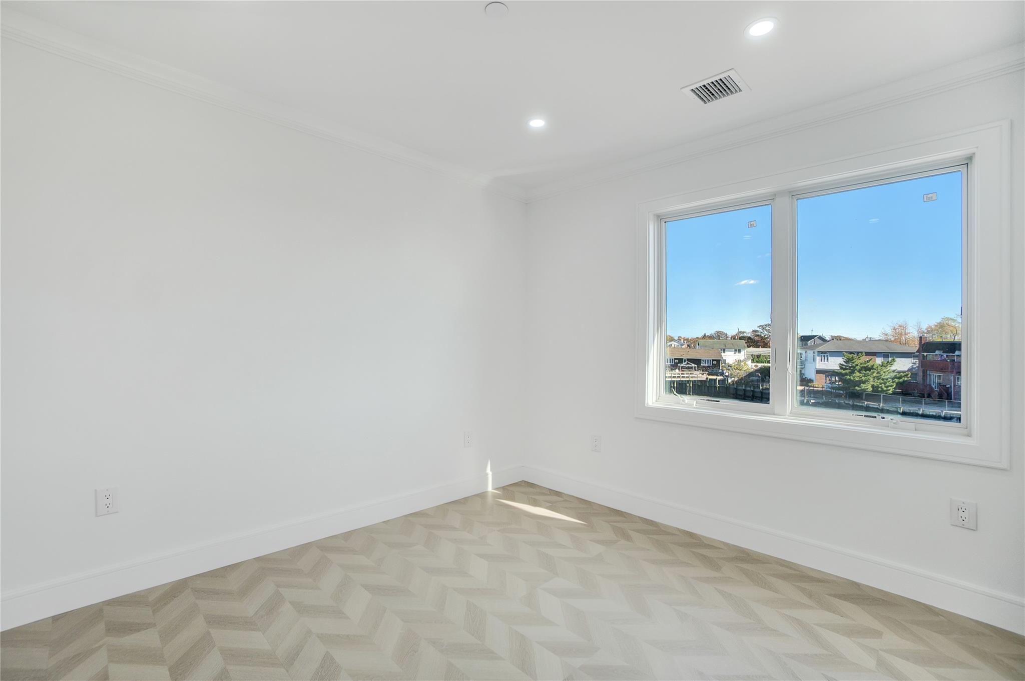 #16 photo, 14 James Street, East Rockaway , NY 11518