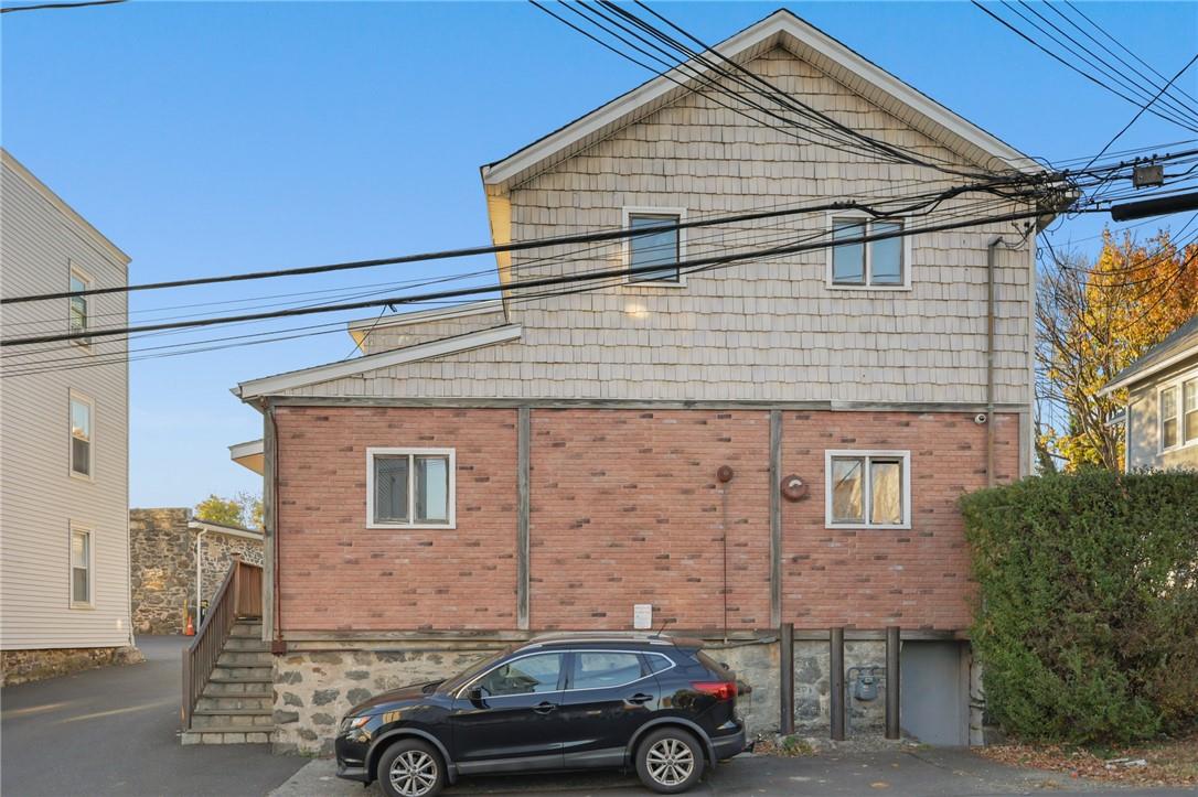 #4 photo, 18 Beech Street, Greenwich , CT 06830