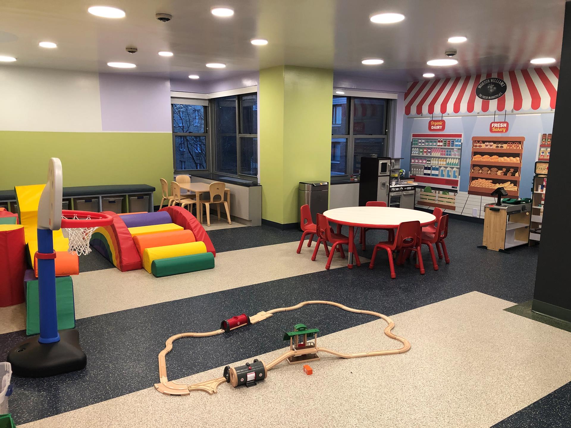 #19 photo, 360 E 72ND Street, マンハッタン Lenox Hill , NY 10021