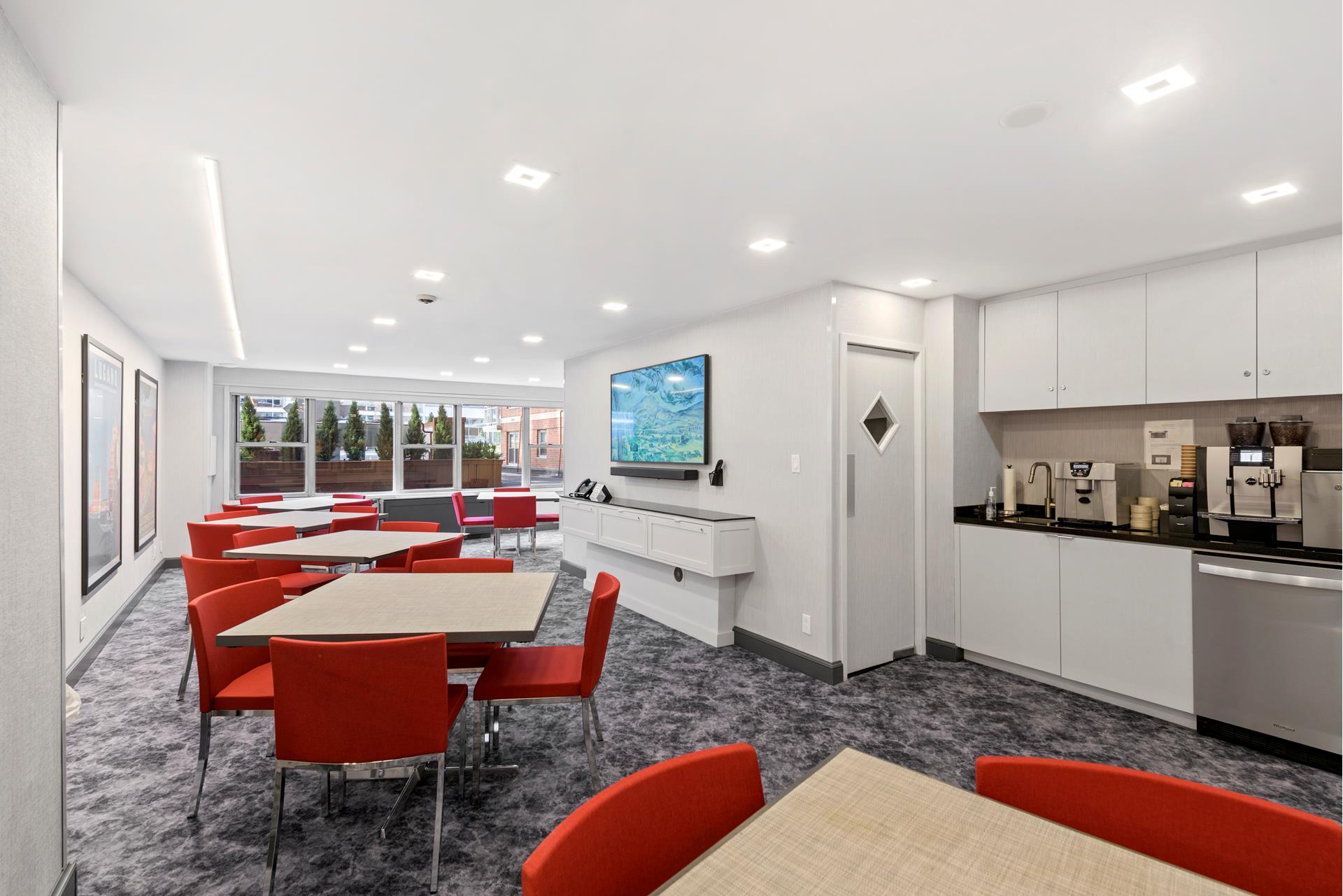 #21 photo, 360 E 72ND Street, マンハッタン Lenox Hill , NY 10021