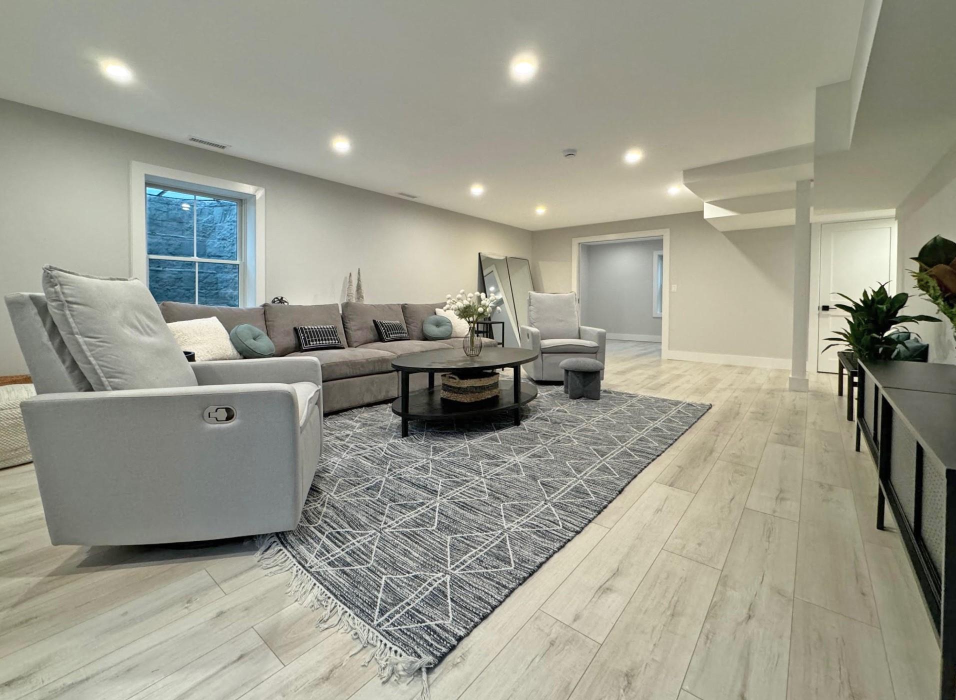 #13 photo, 55 Squires Avenue, サフォーク郡 East Quogue , NY 11942