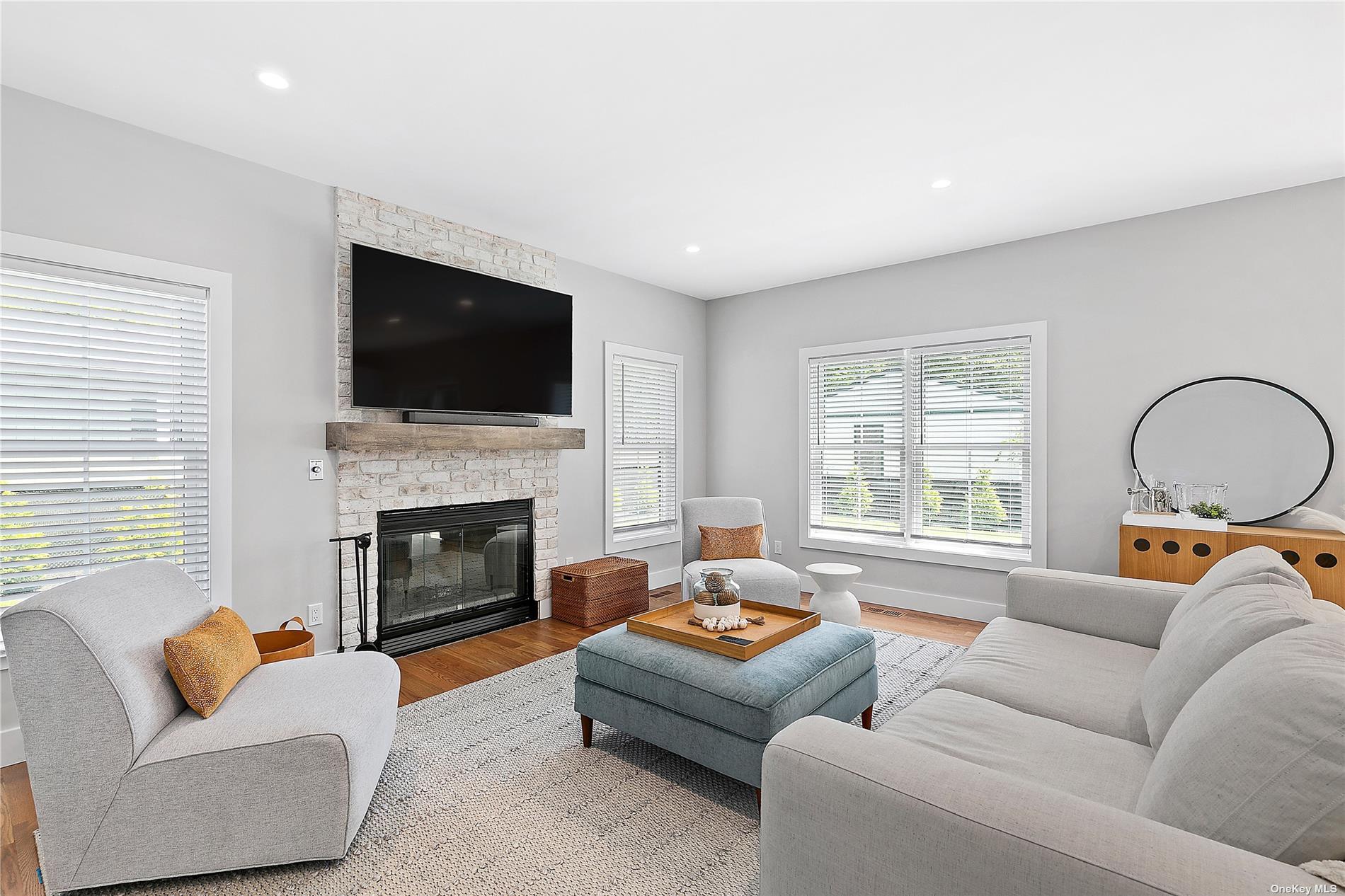 #4 photo, 55 Squires Avenue, サフォーク郡 East Quogue , NY 11942