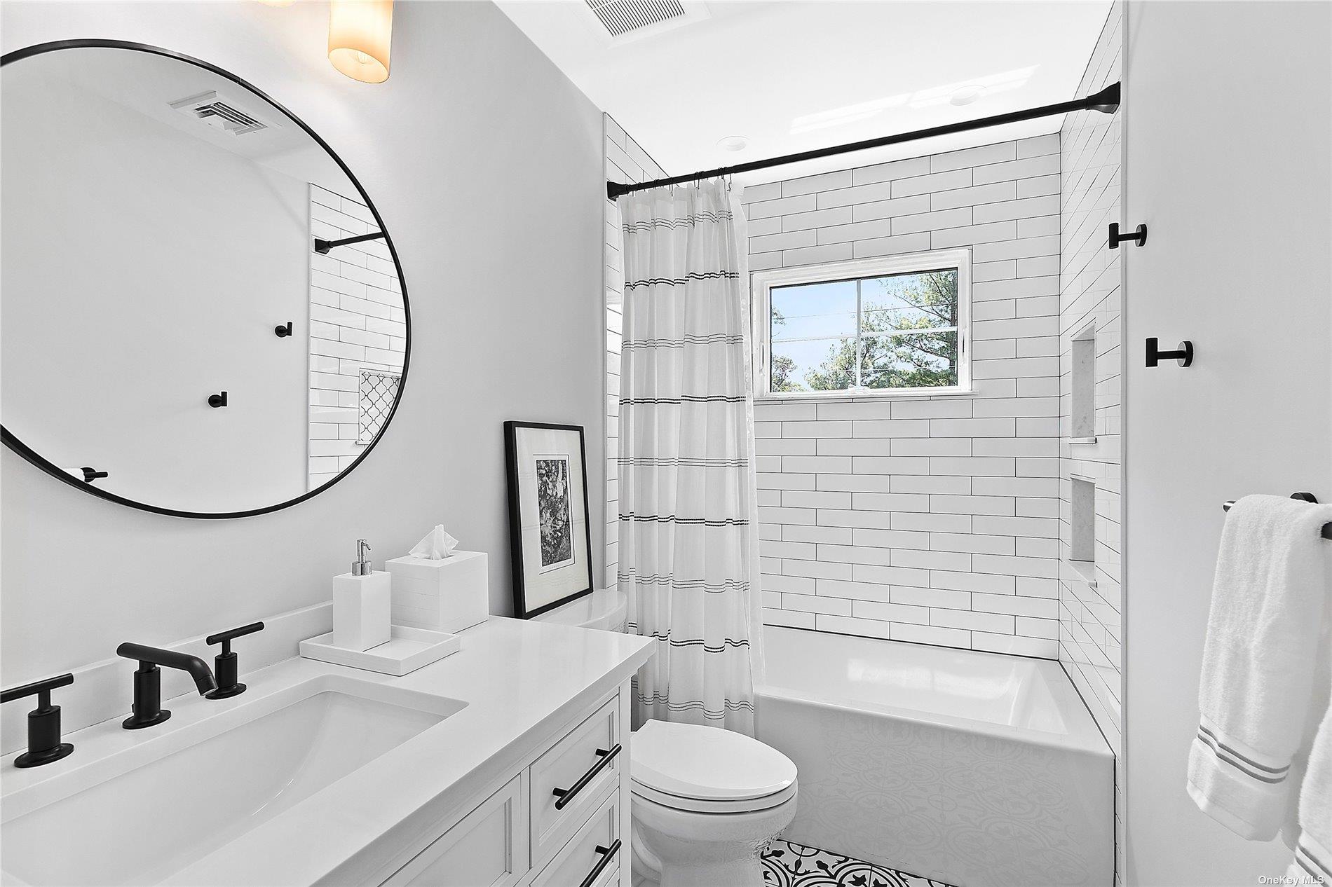 #8 photo, 55 Squires Avenue, サフォーク郡 East Quogue , NY 11942