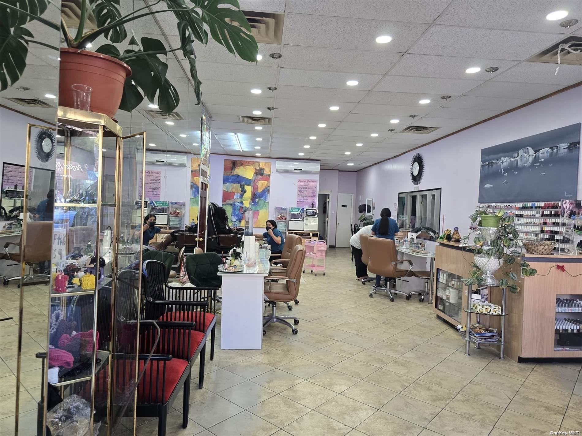 #2 photo, 36-14 Ditmars Boulevard, Astoria , NY 11105